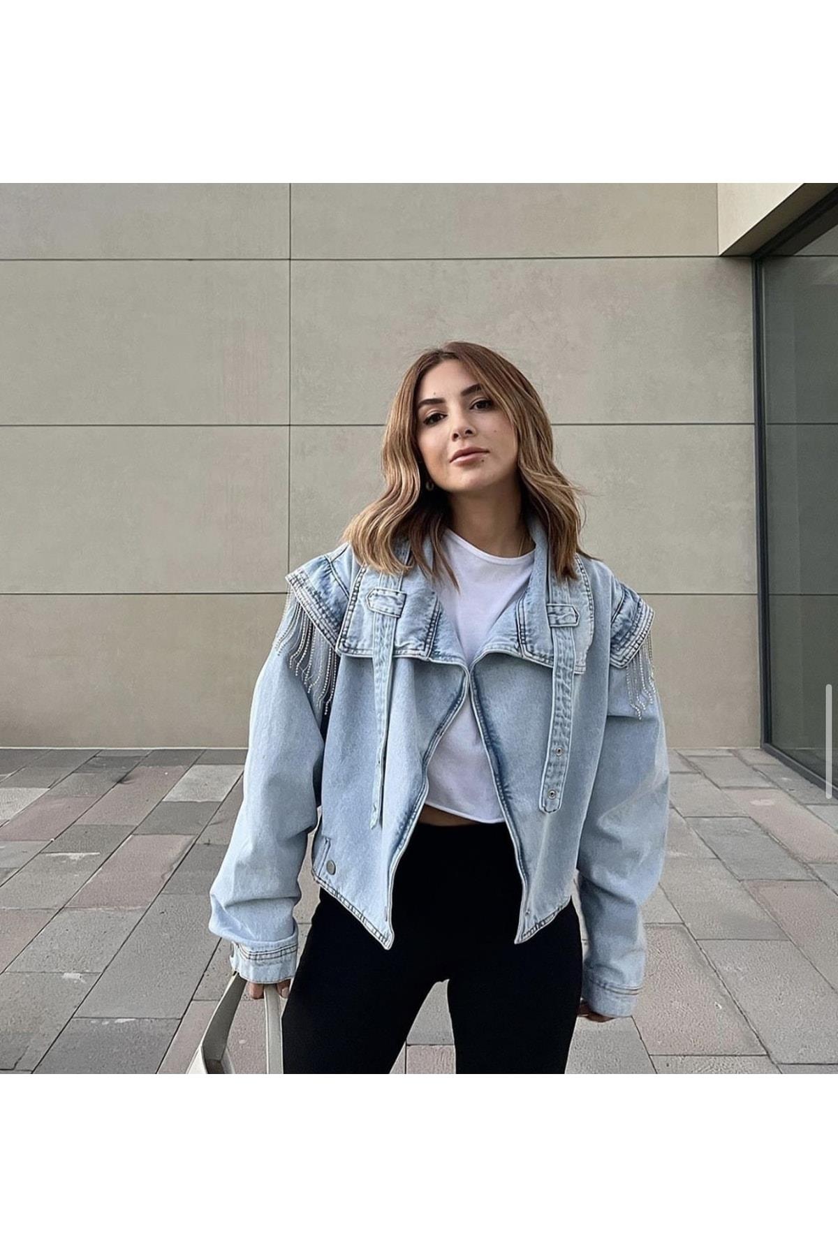 Kadın Taş Detaylı Mavi Tasarım Denim Ceket