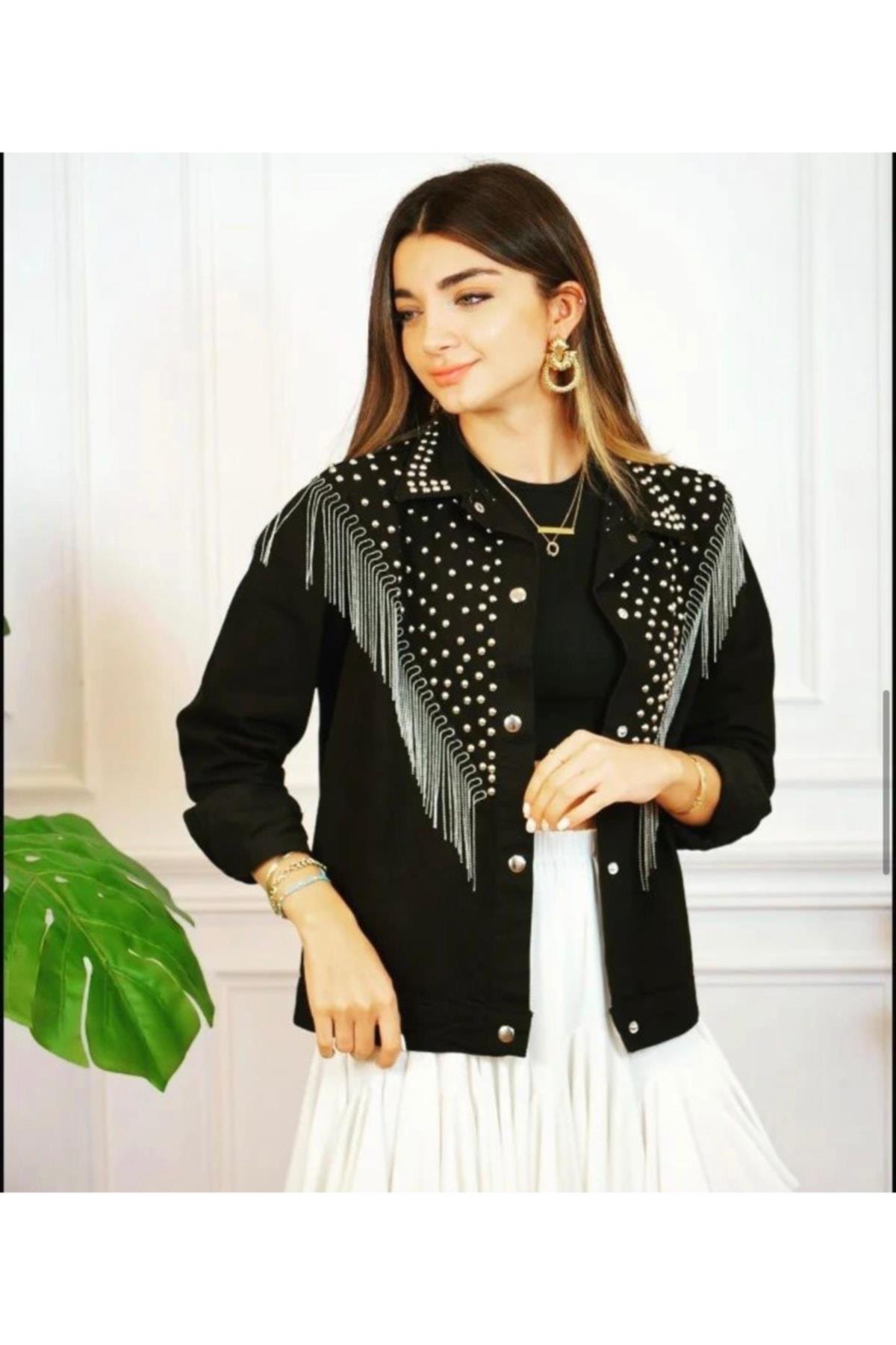 Kadın Zincir Detaylı Tasarım Siyah Denim Ceket
