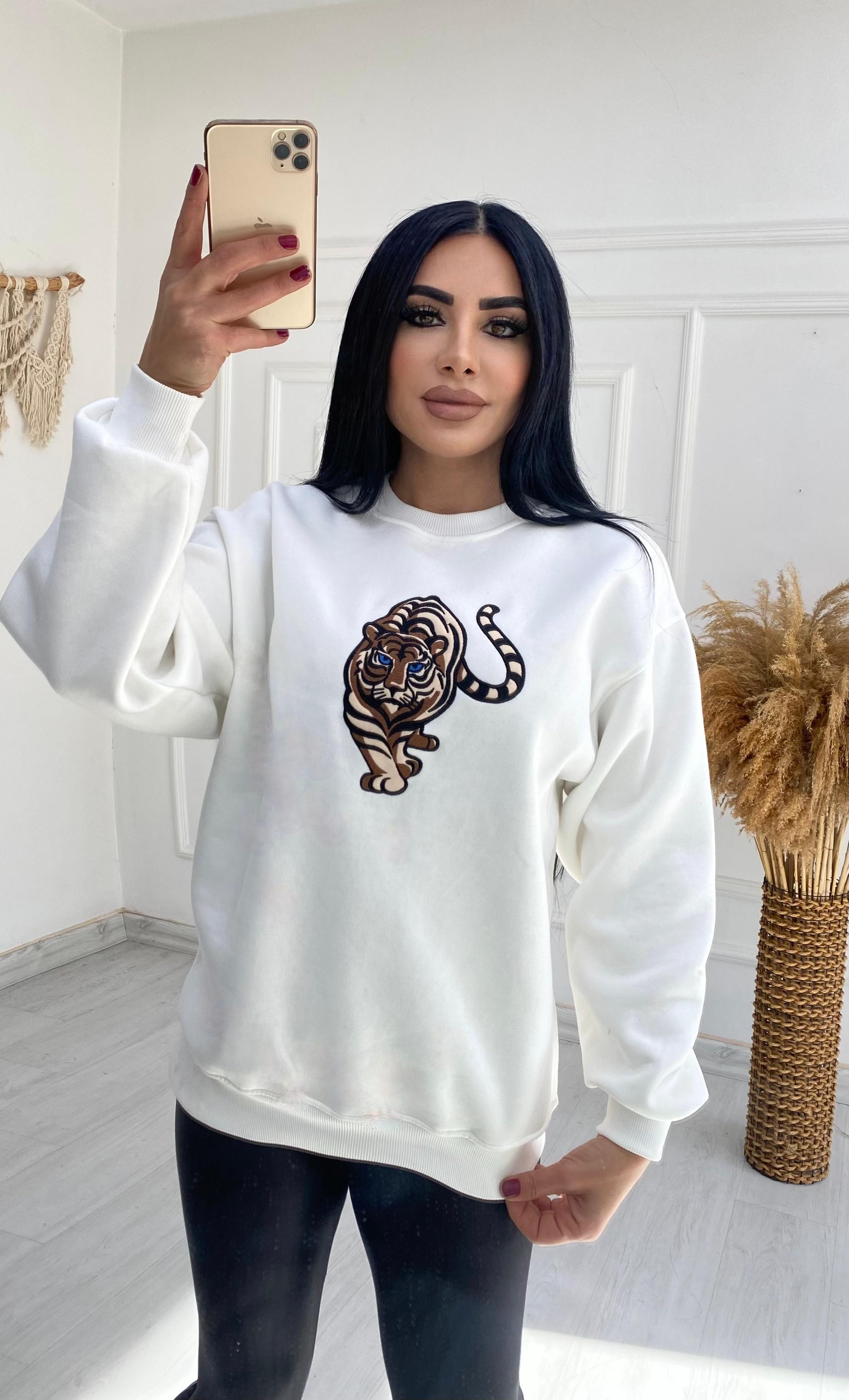 Leopar Desenli Beyaz Sweat