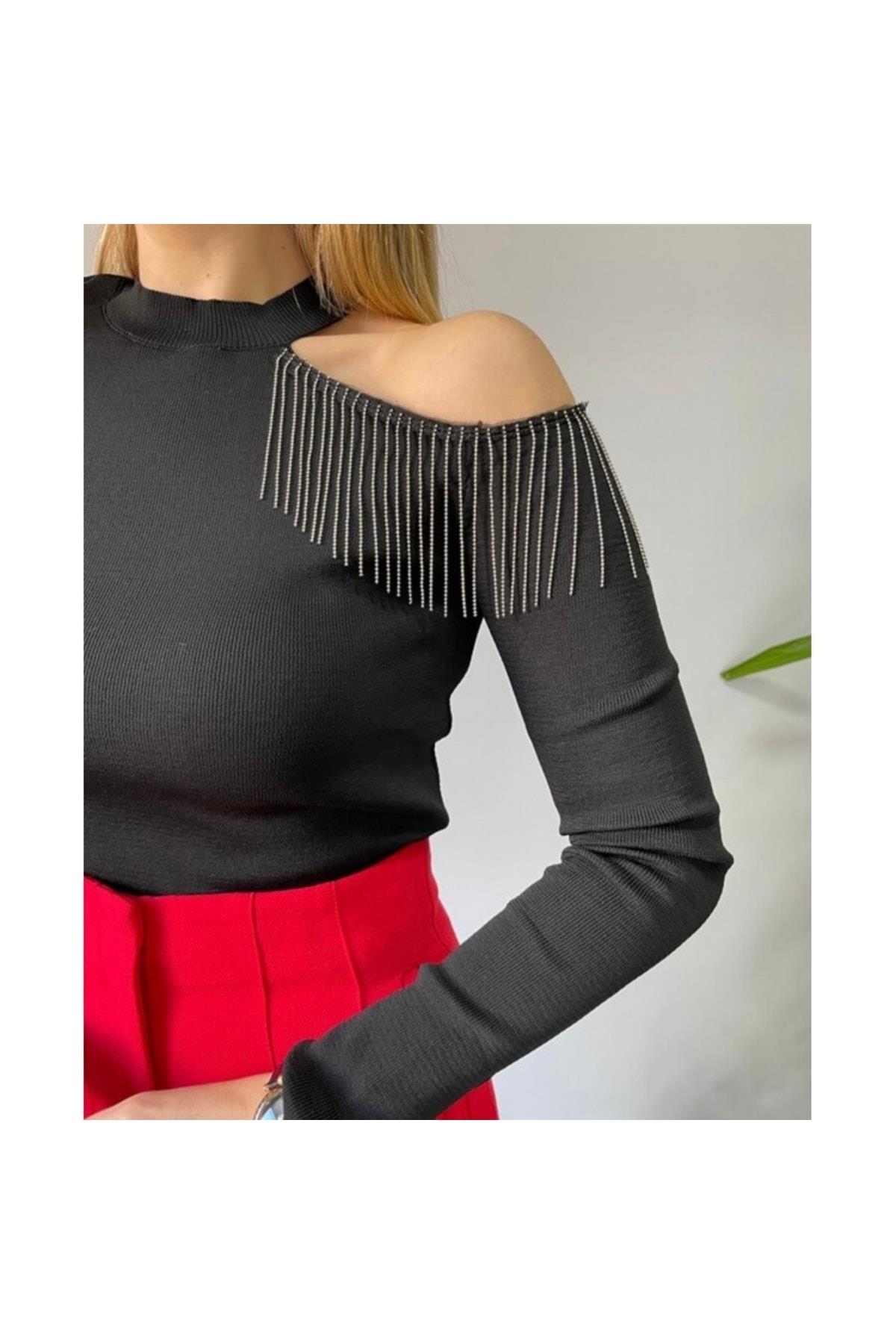 Omuz Zincir Detaylı Çelik Örme Siyah Triko