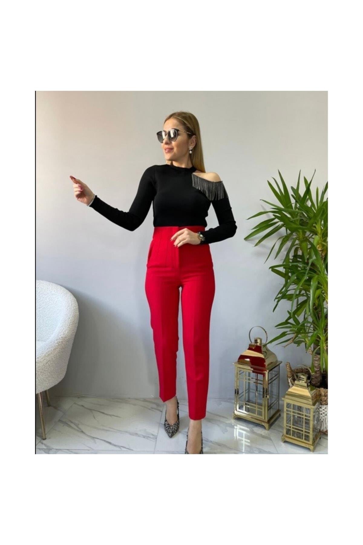 Omuz Zincir Detaylı Çelik Örme Siyah Triko