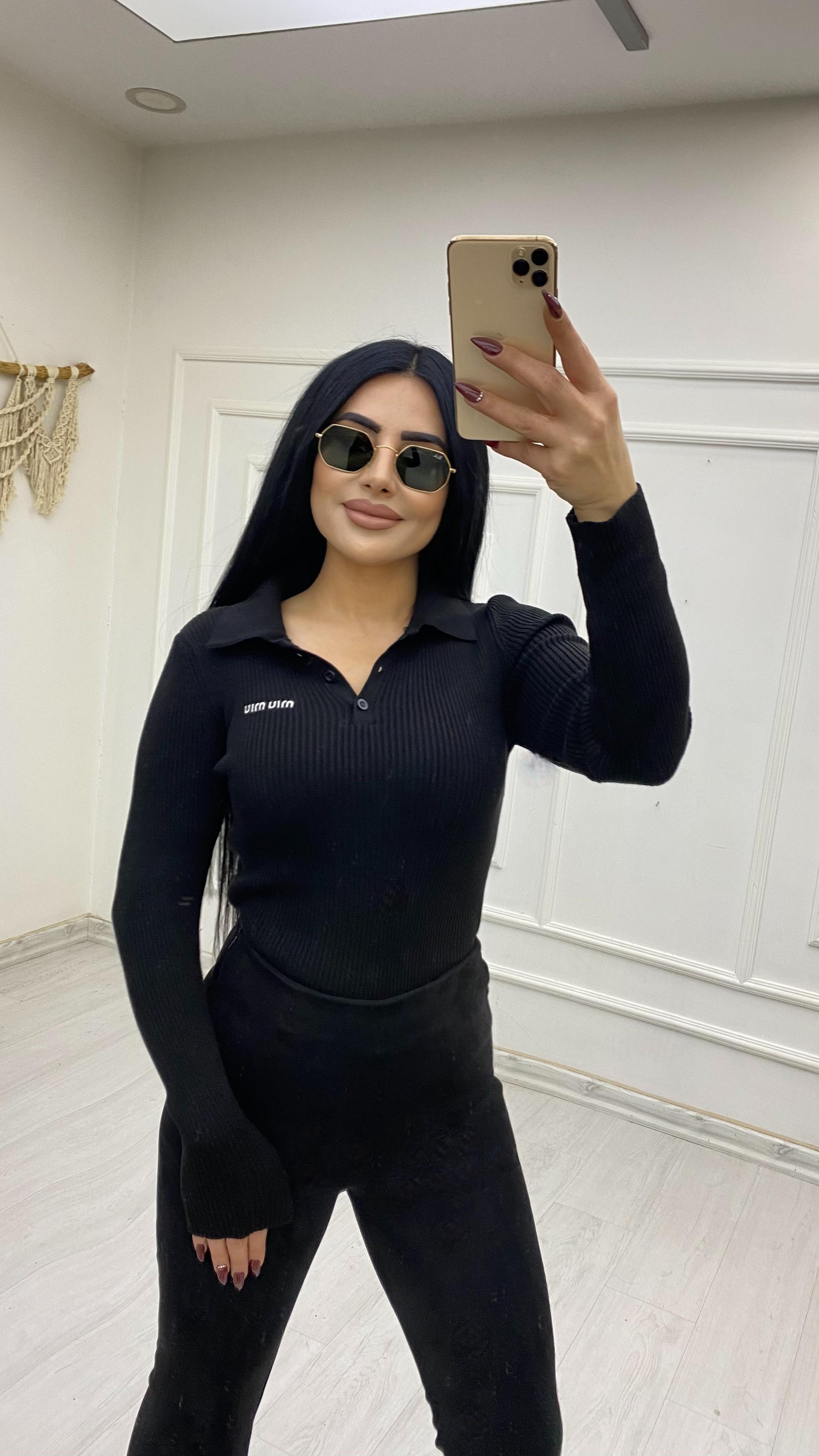 Polo Yaka Düğmeli Siyah Kazak