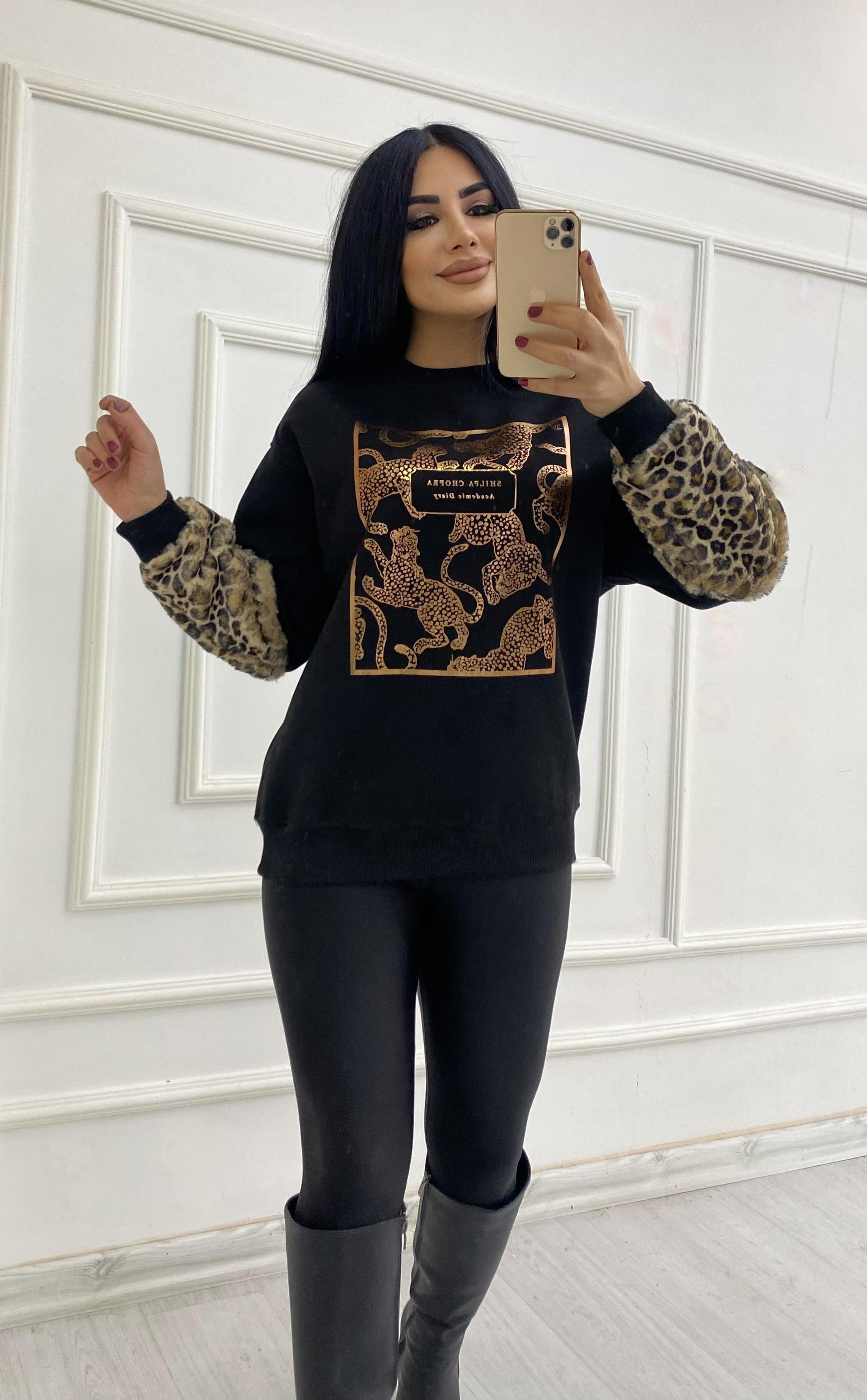 Siyah Kolları Yumoş  Kürklü Leopar Desenli Sweat