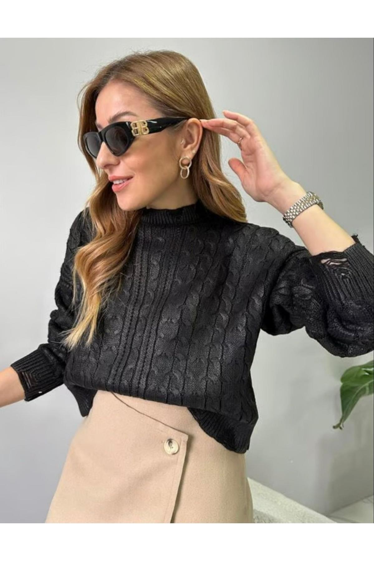 Siyah Varaklı Kazak