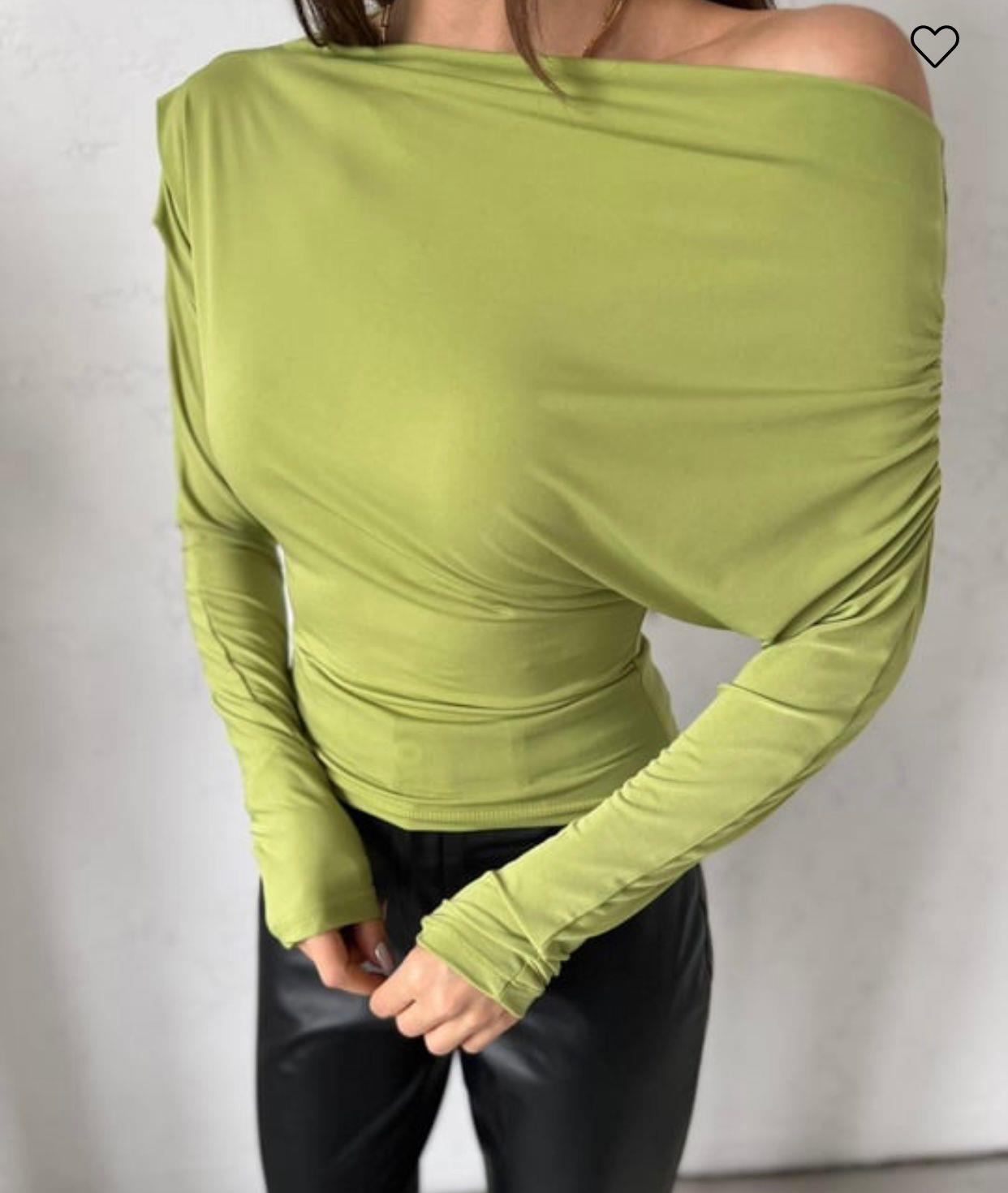 Yarasa Kol Omuzu Düşük Yeşil Bluz