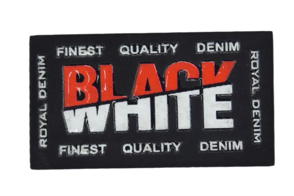 Black White Yazılı Aksesuar
