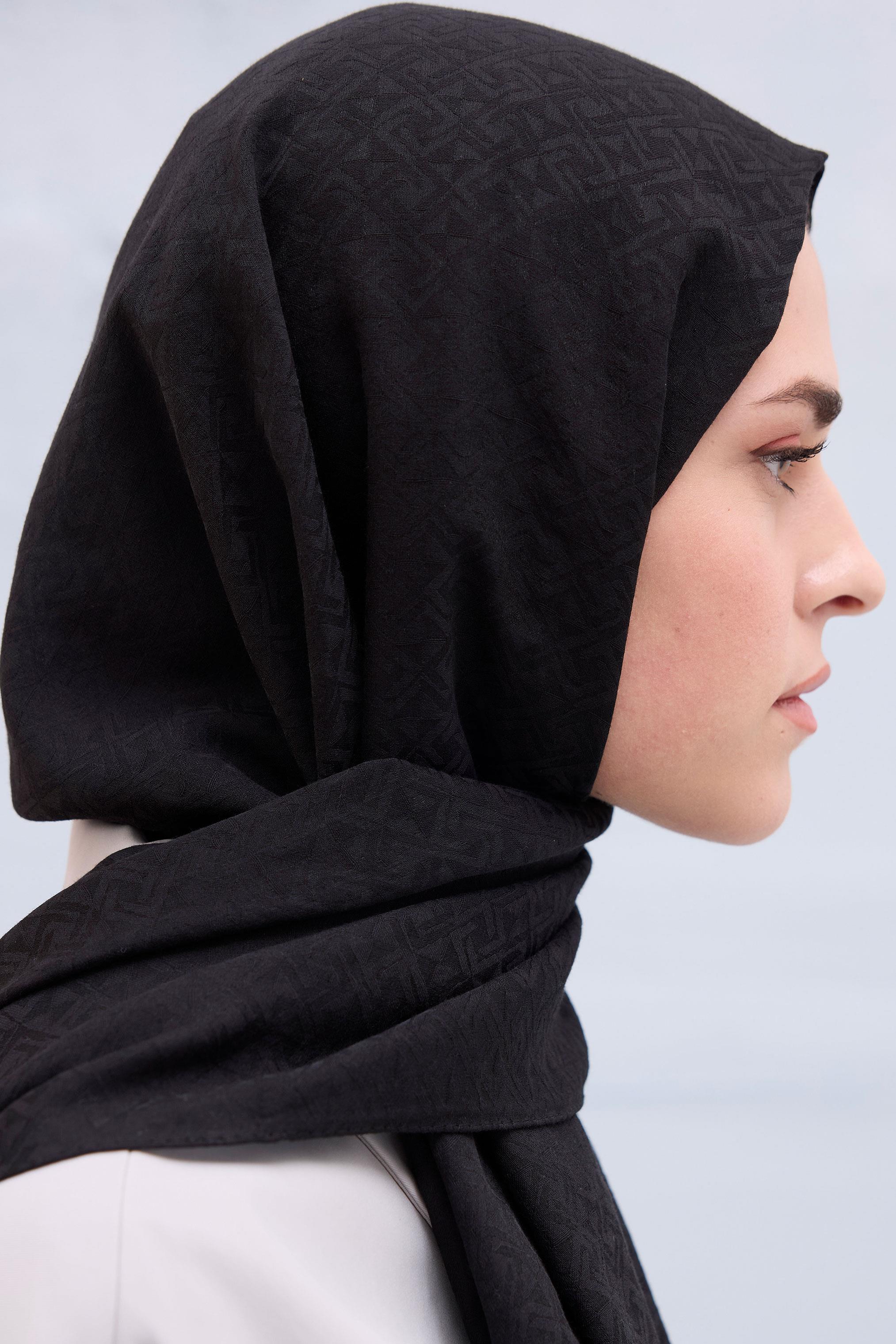 FİONA KARE ŞAL SİYAH