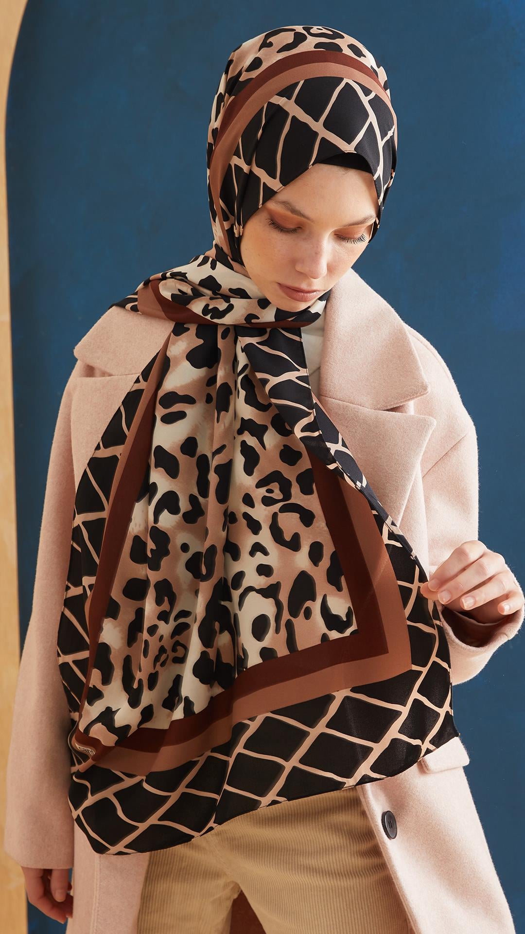 GEOMETRİK LEOPAR ÇİKOLATA KAHVE