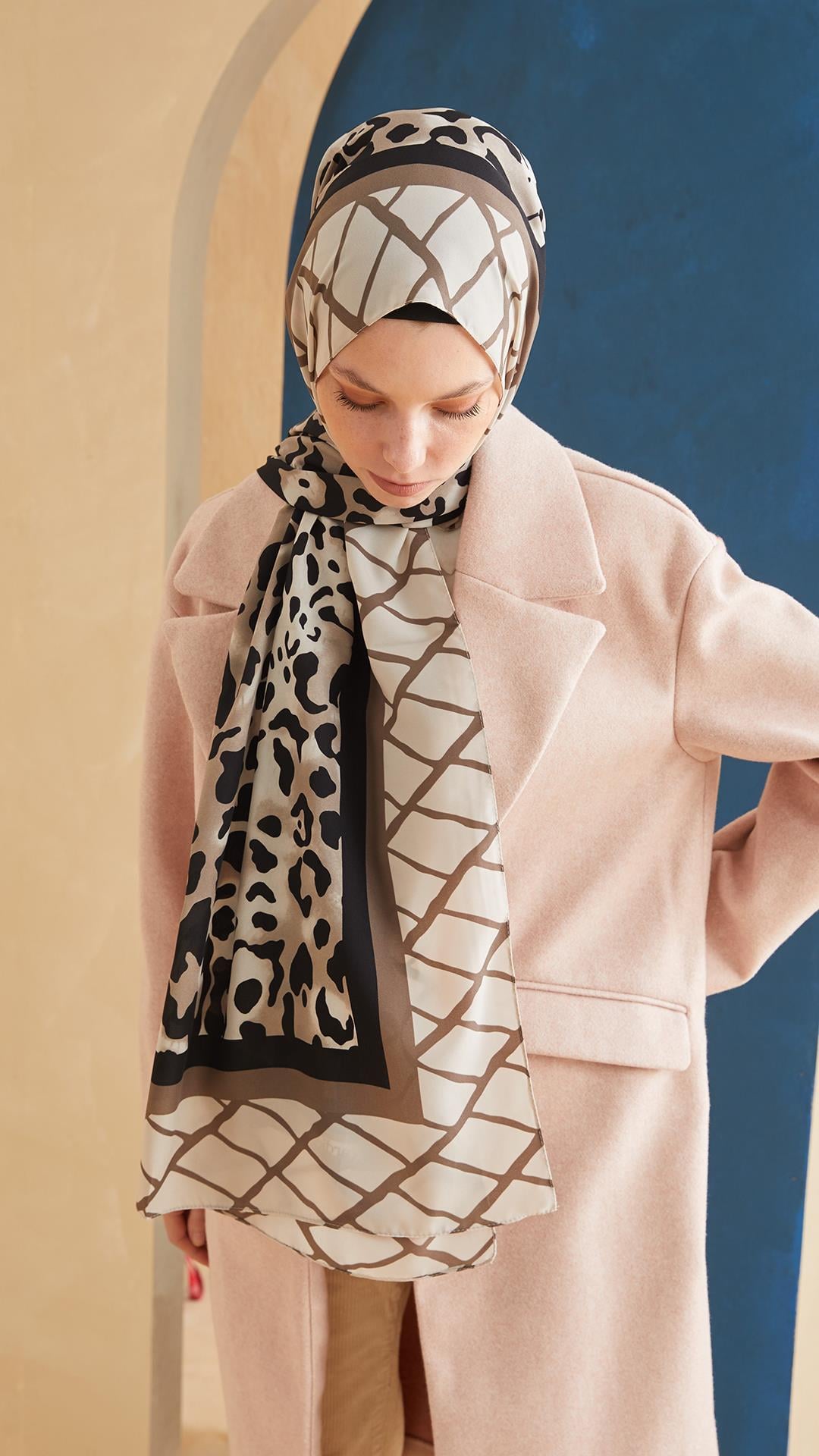 GEOMETRİK LEOPAR TAŞ