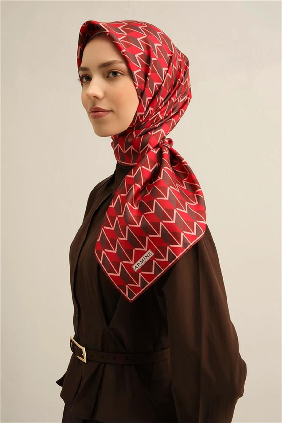 Armine Desenli Saf İpek Twill Eşarp 9309--85