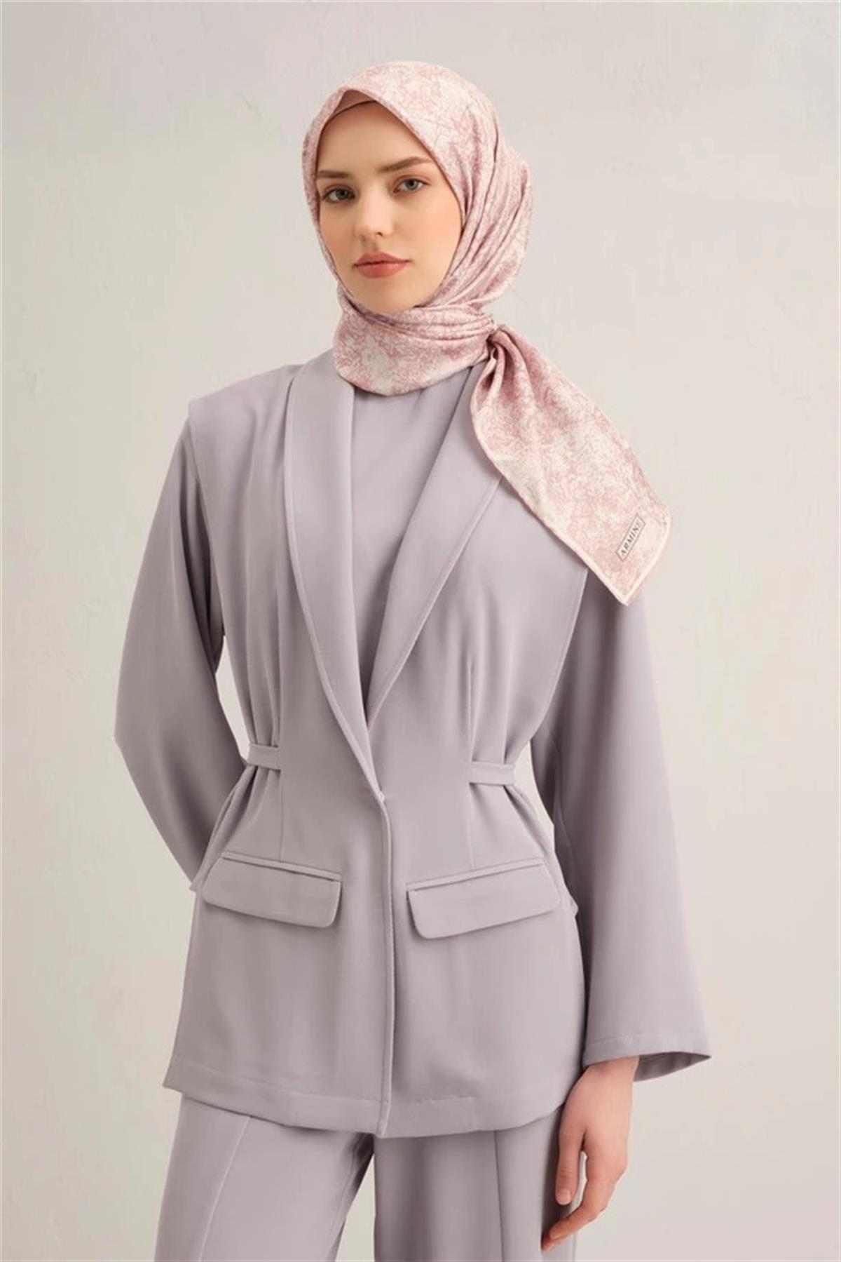 Armine Desenli Saf İpek Twill Eşarp 9311--86