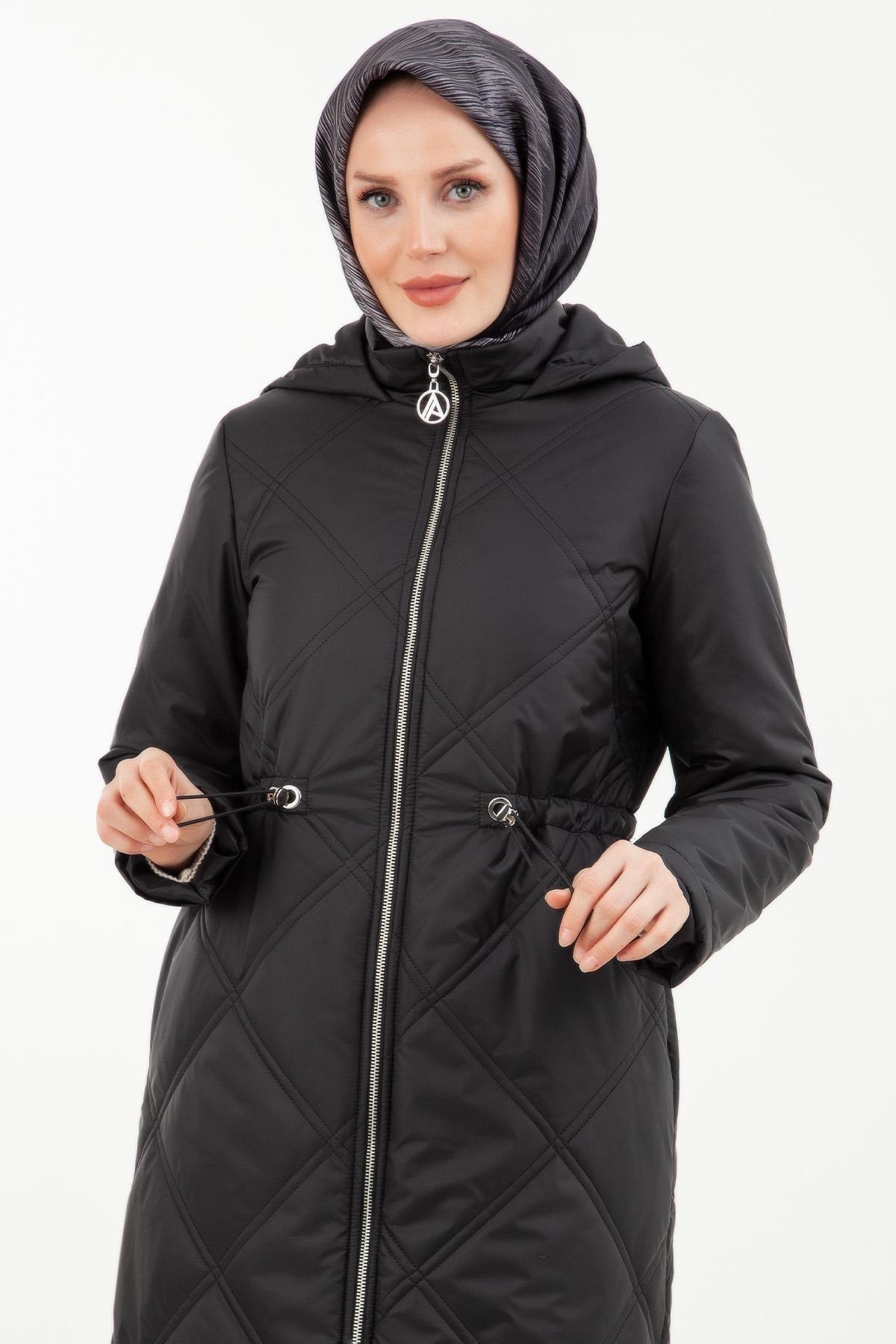 ARMİNE TREND Beli Büzgü Detaylı Kap-Siyah 23KT743