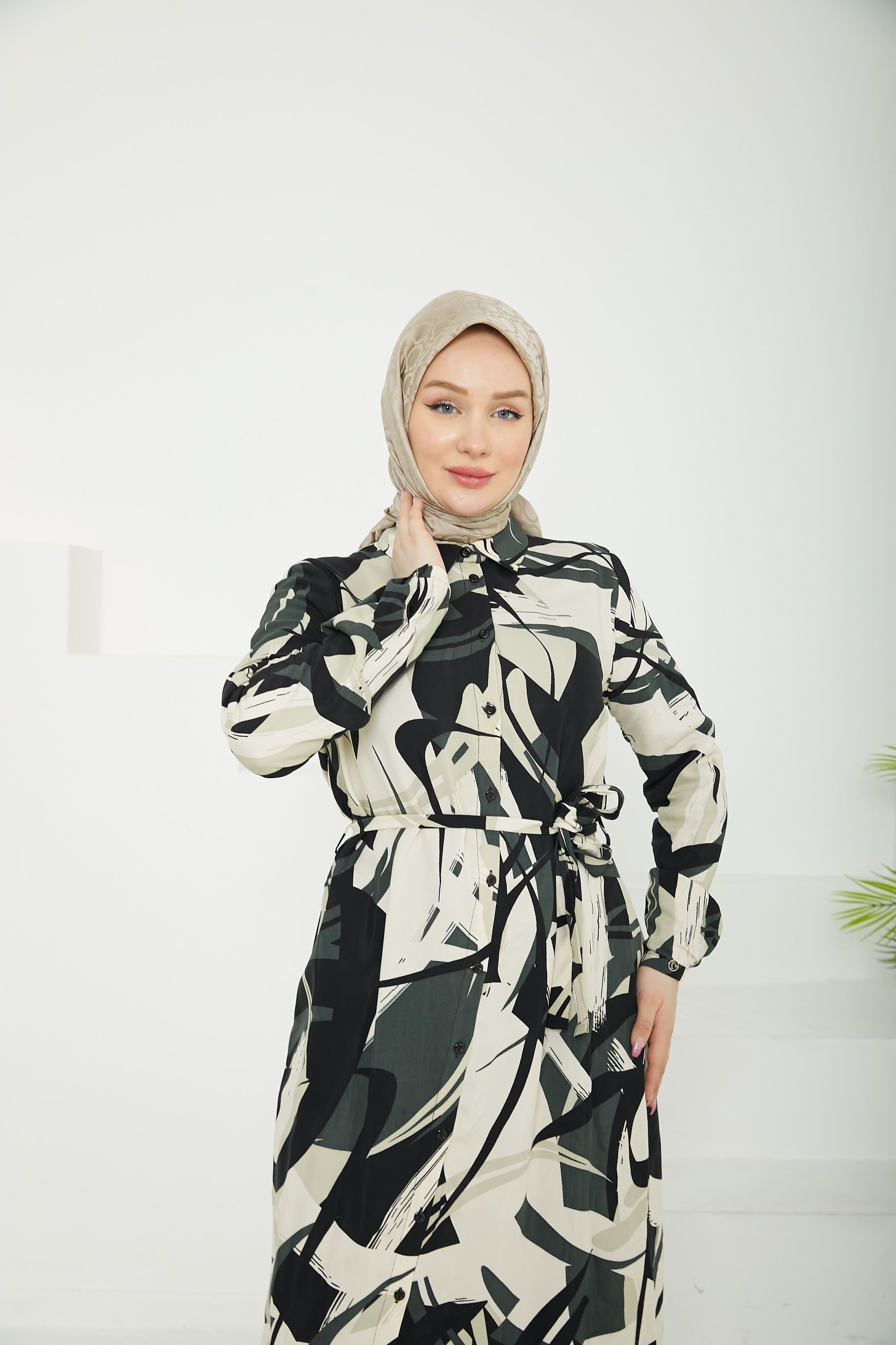 ARMİNE TREND Boydan Düğmeli Gömlek Yakalı Tunik-Siyah - Beyaz-25YT402