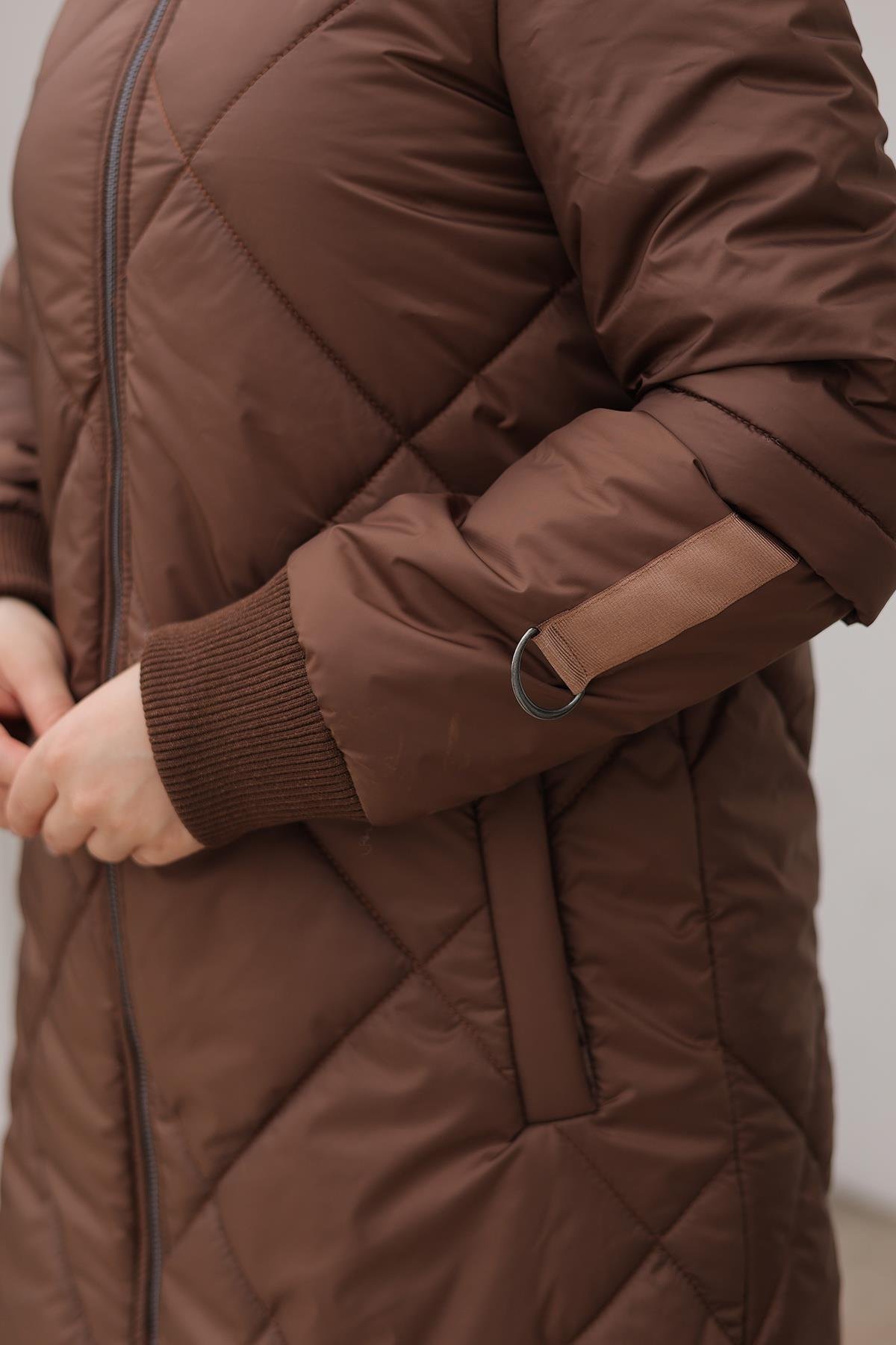 ARMİNE TREND Boydan Fermuarlı Şişme Kapitone Desenli Mont Kahverengi 24KT710