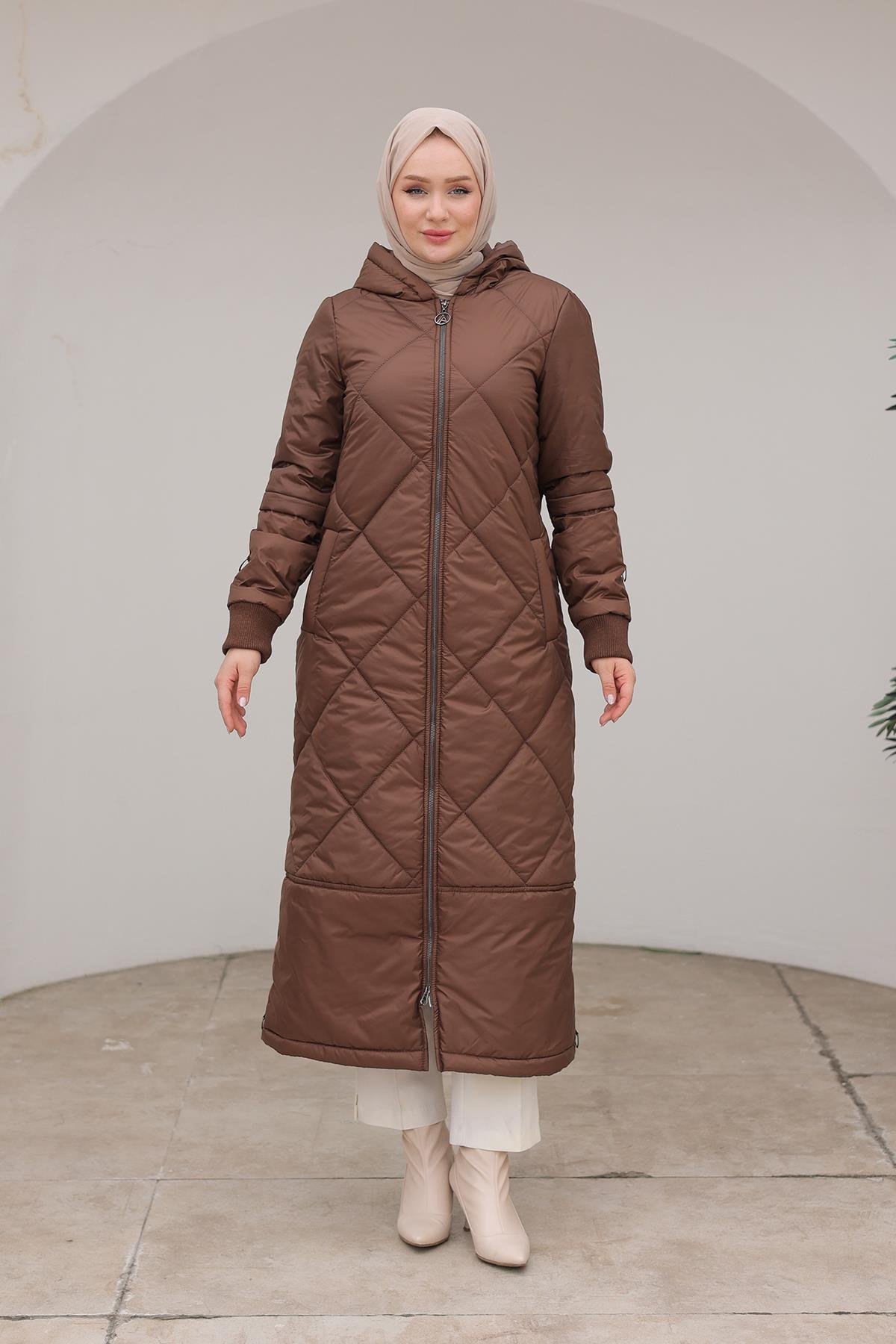 ARMİNE TREND Boydan Fermuarlı Şişme Kapitone Desenli Mont Taba 24KT710