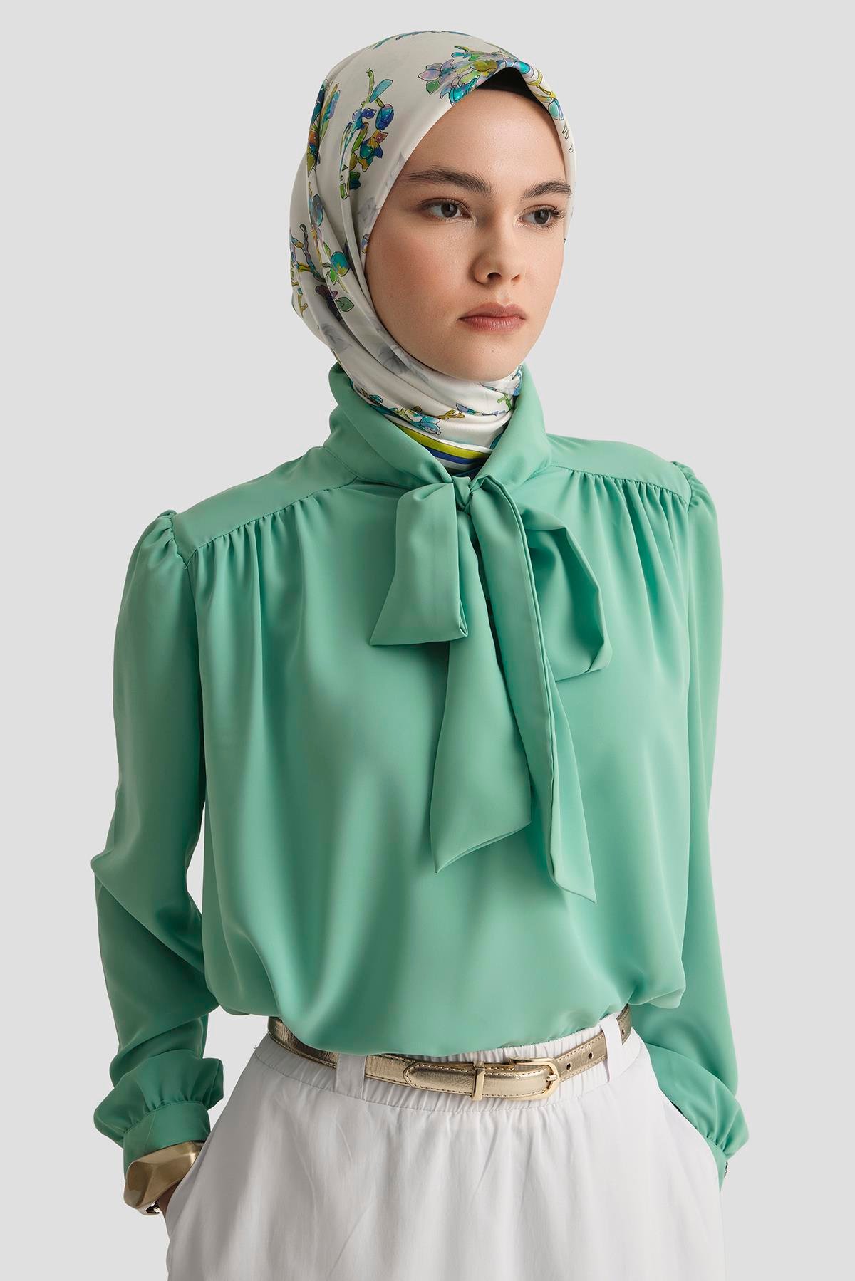 ARMİNE TREND Boyun Kurdele Desenli Tunik-Mint 25YT303