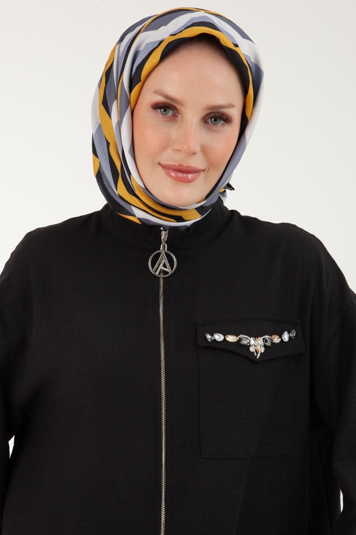 ARMİNE TREND Cebi Taş Detaylı Beli Büzgülü Pantolonlu Takım-Siyah 23YT659