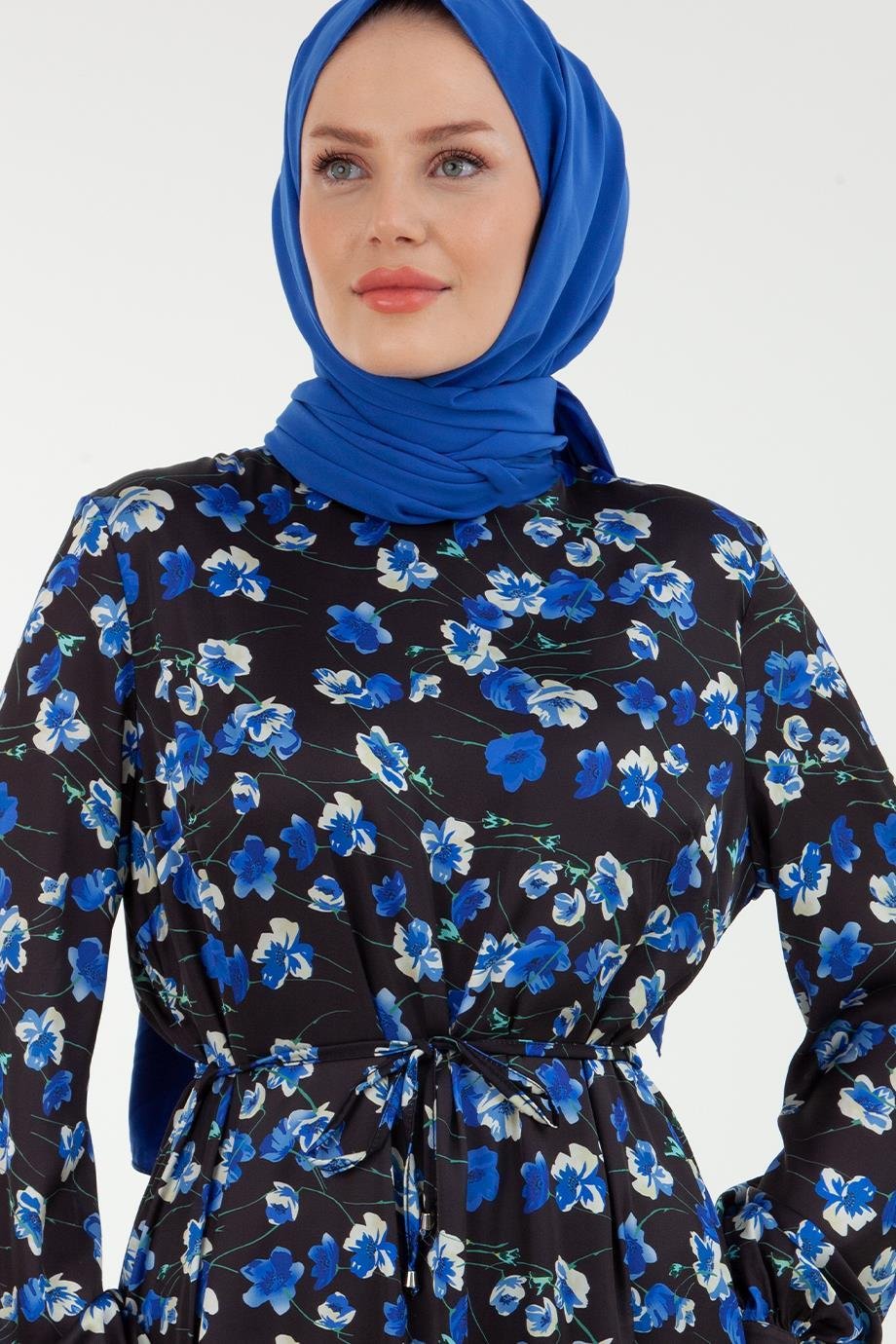 ARMİNE TREND Çiçek Desenli Saten Kolları Lastikli Elbise-Siyah 22KT904