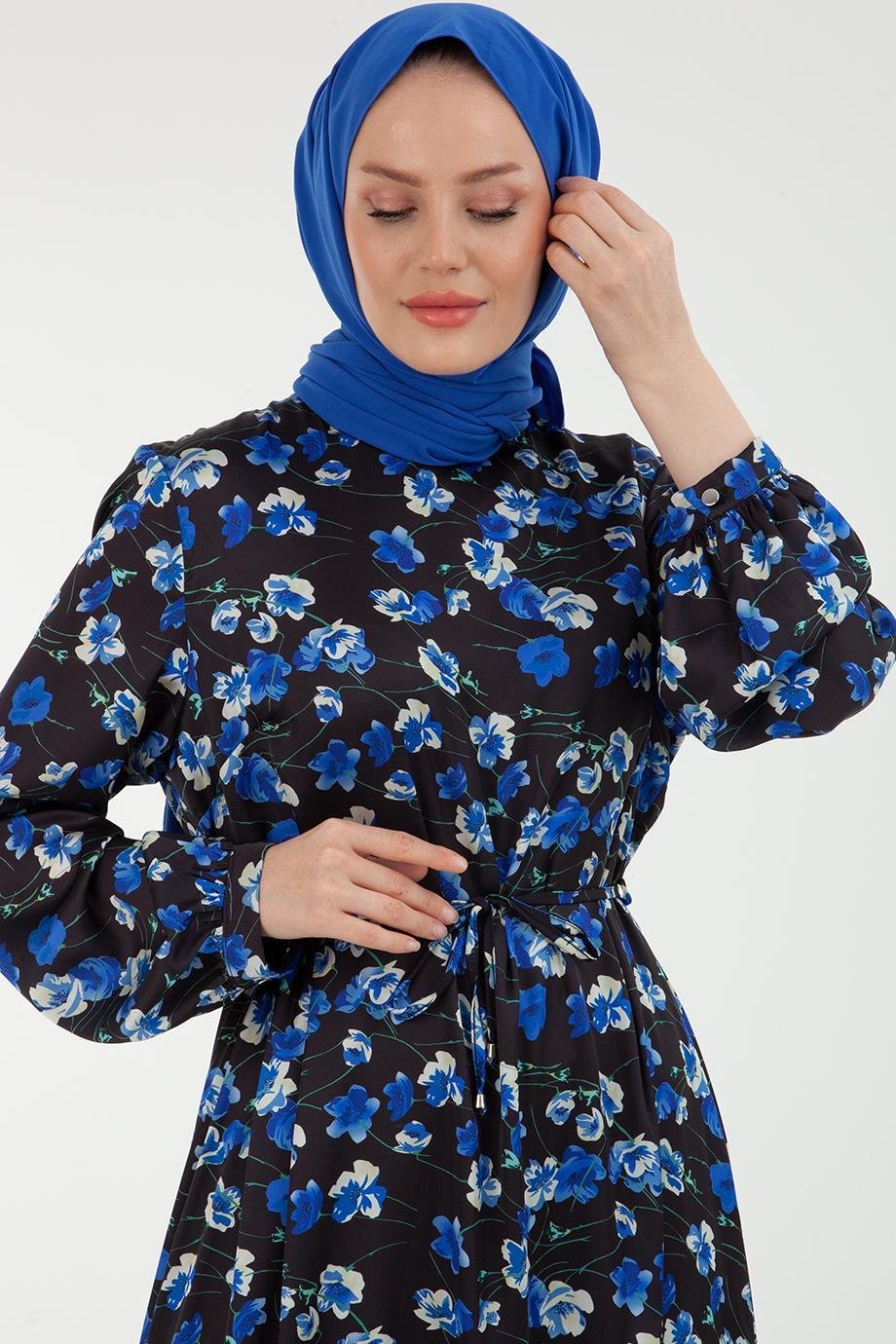 ARMİNE TREND Çiçek Desenli Saten Kolları Lastikli Elbise-Siyah 22KT904