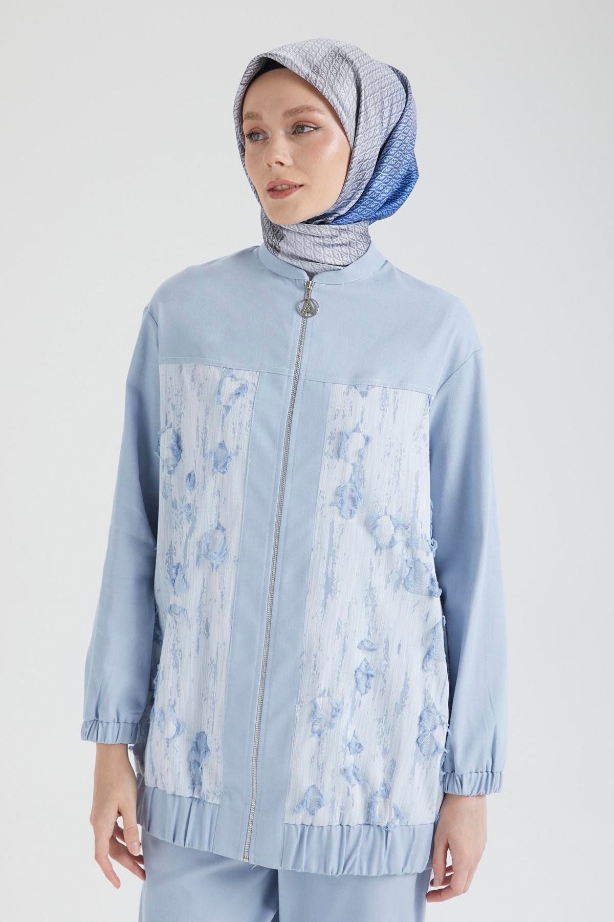ARMİNE TREND Denim Kumaş Eskitme Detaylı Pantolonlu İkili Takım Buz Mavi 25YT666
