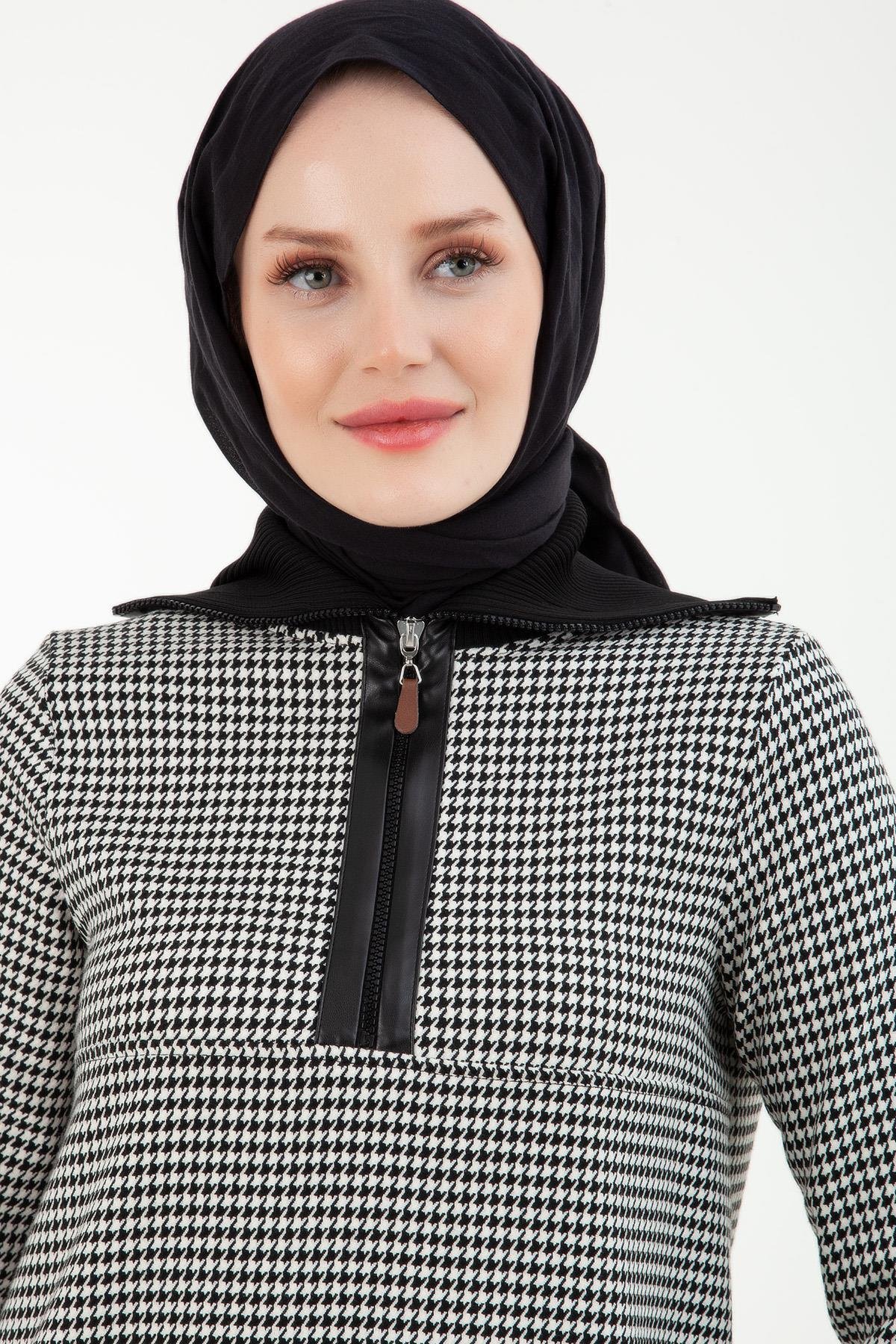 ARMİNE TREND Ekose Desenli Yakası Fermuarlı Ribanalı Kışlık Tunik Siyah 23KT405