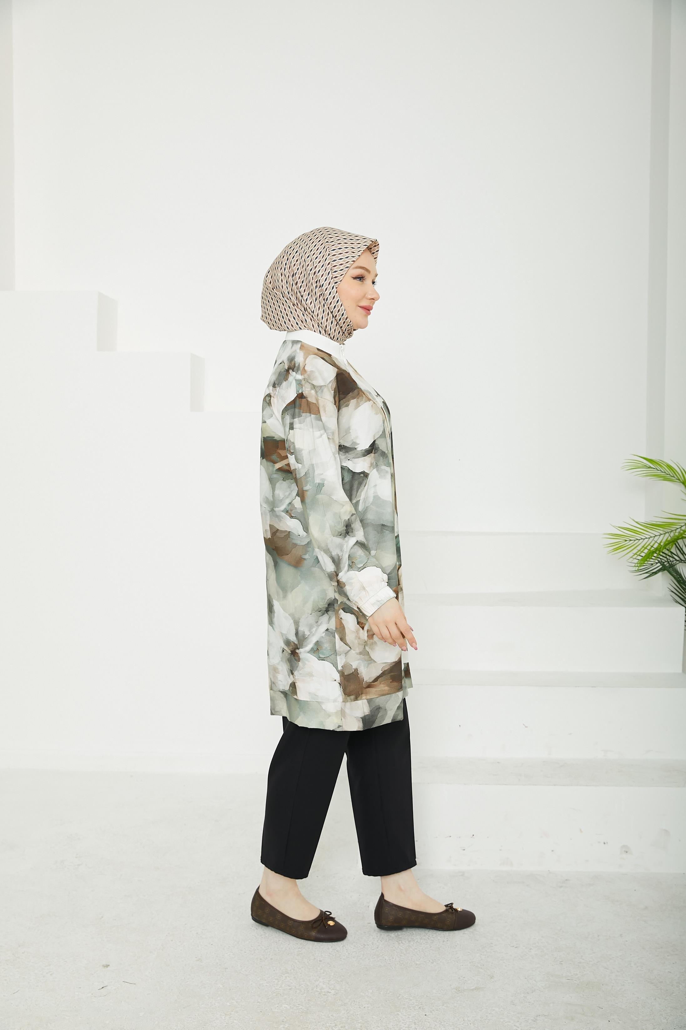 ARMİNE TREND Fermuarlı Kolları Lastikli Desenli Tunik-Bej-25YT438