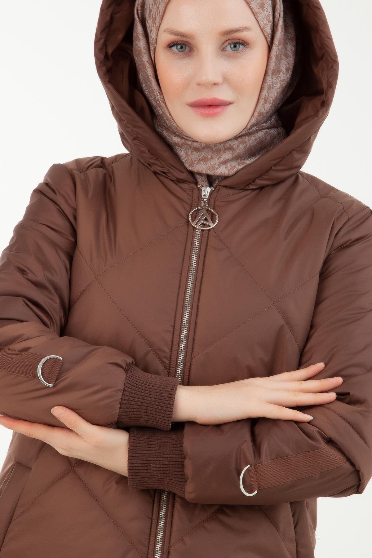 ARMİNE TREND Fermuarlı Kolları Ribanalı Yandan Cepli Kapitone Mont-Taba 23KT745