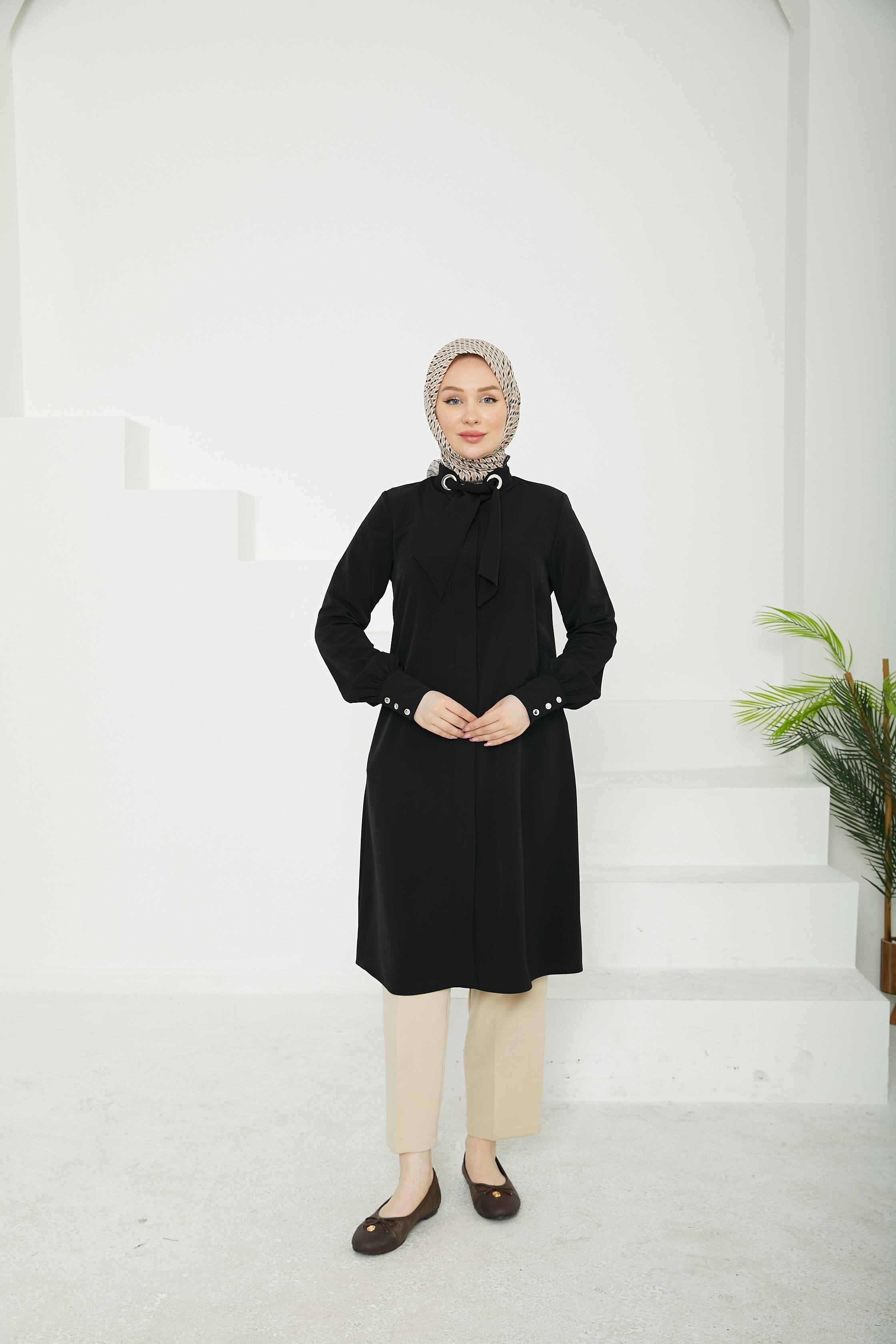 ARMİNE TREND Gizli Düğmeli Yakası Kurdele Detaylı Tunik-Siyah-25YT450