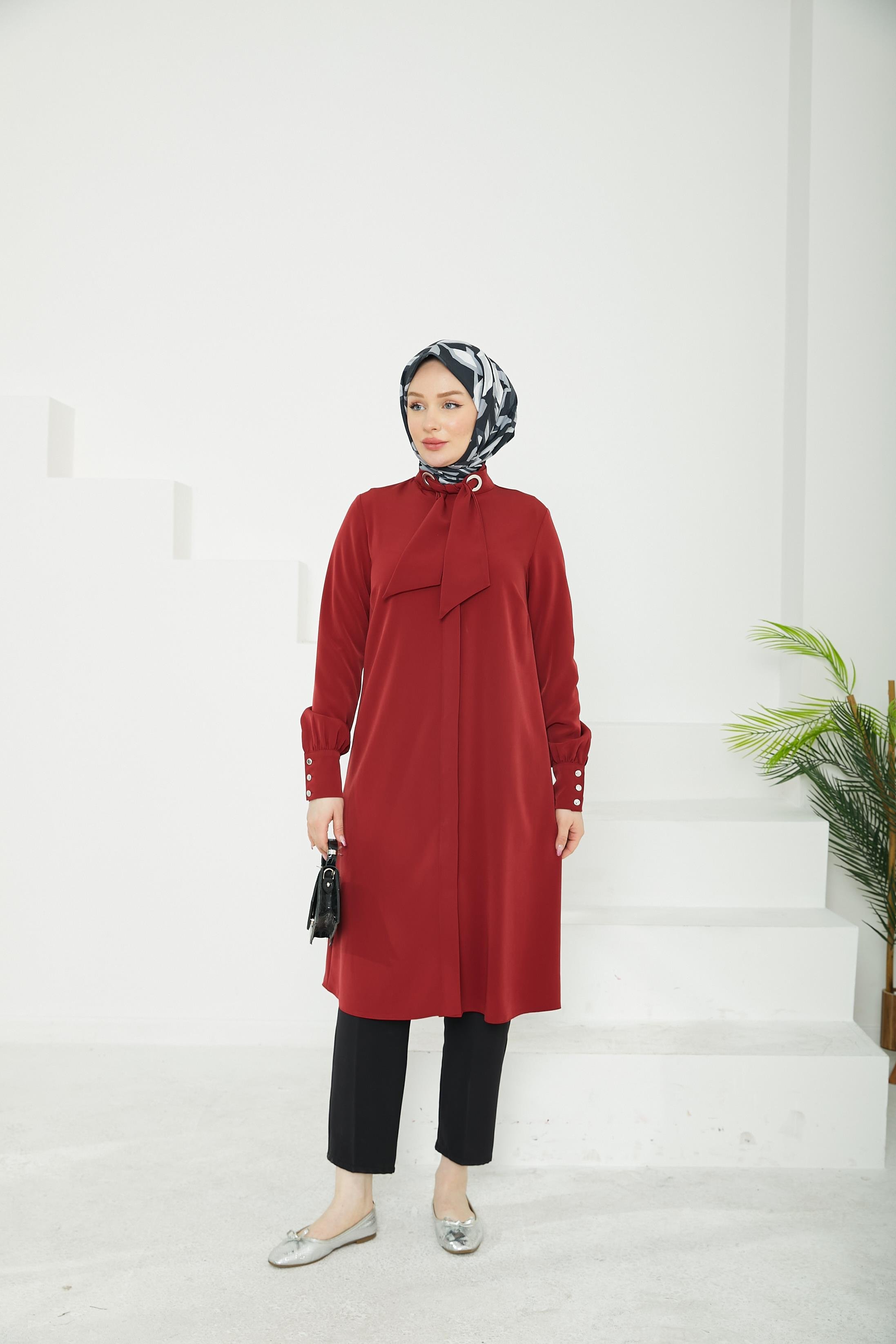 ARMİNE TREND Gizli Düğmeli Yakası Kurdele Detaylı Tunik-Bordo-25YT450