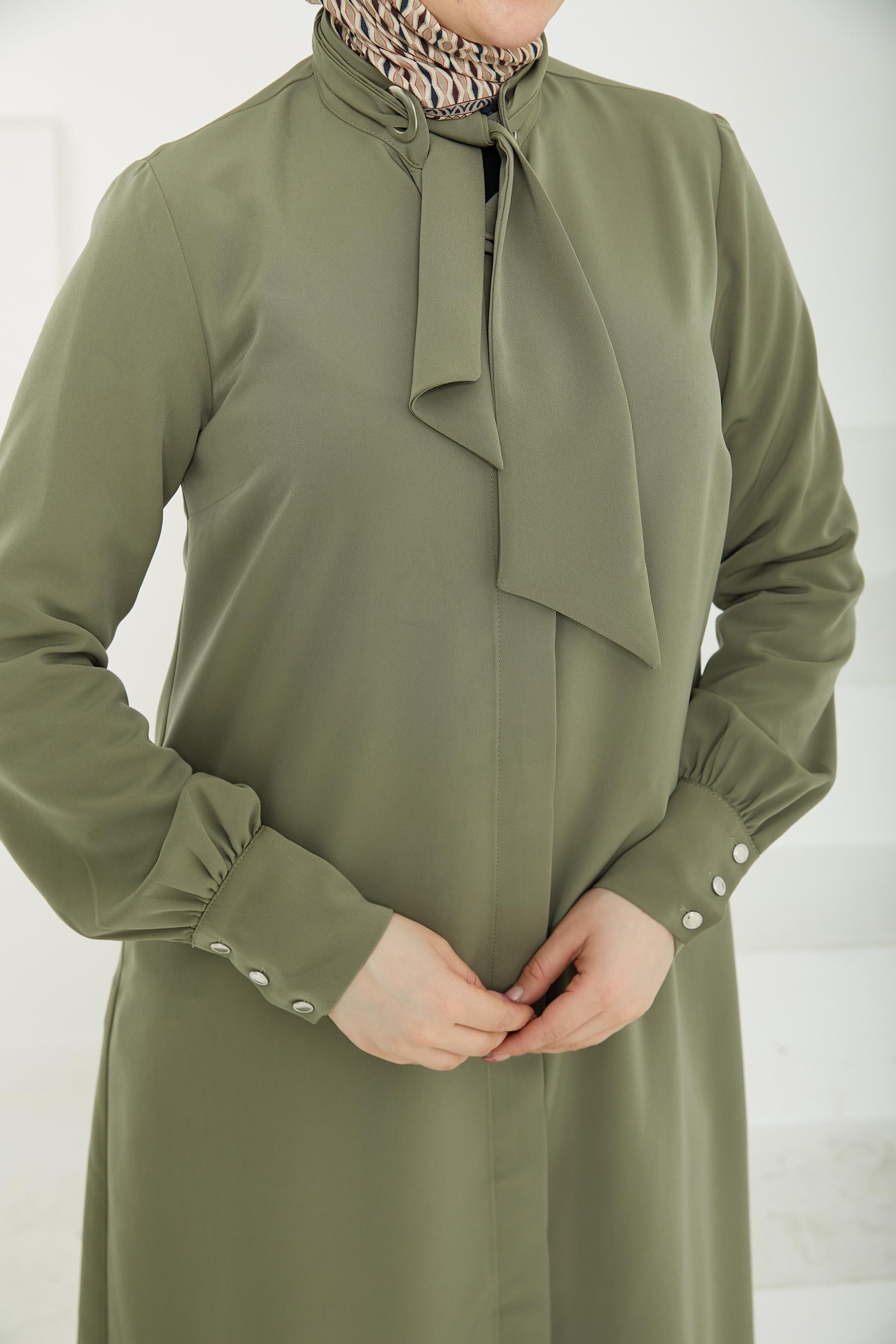 ARMİNE TREND Gizli Düğmeli Yakası Kurdele Detaylı Tunik-Haki-25YT450