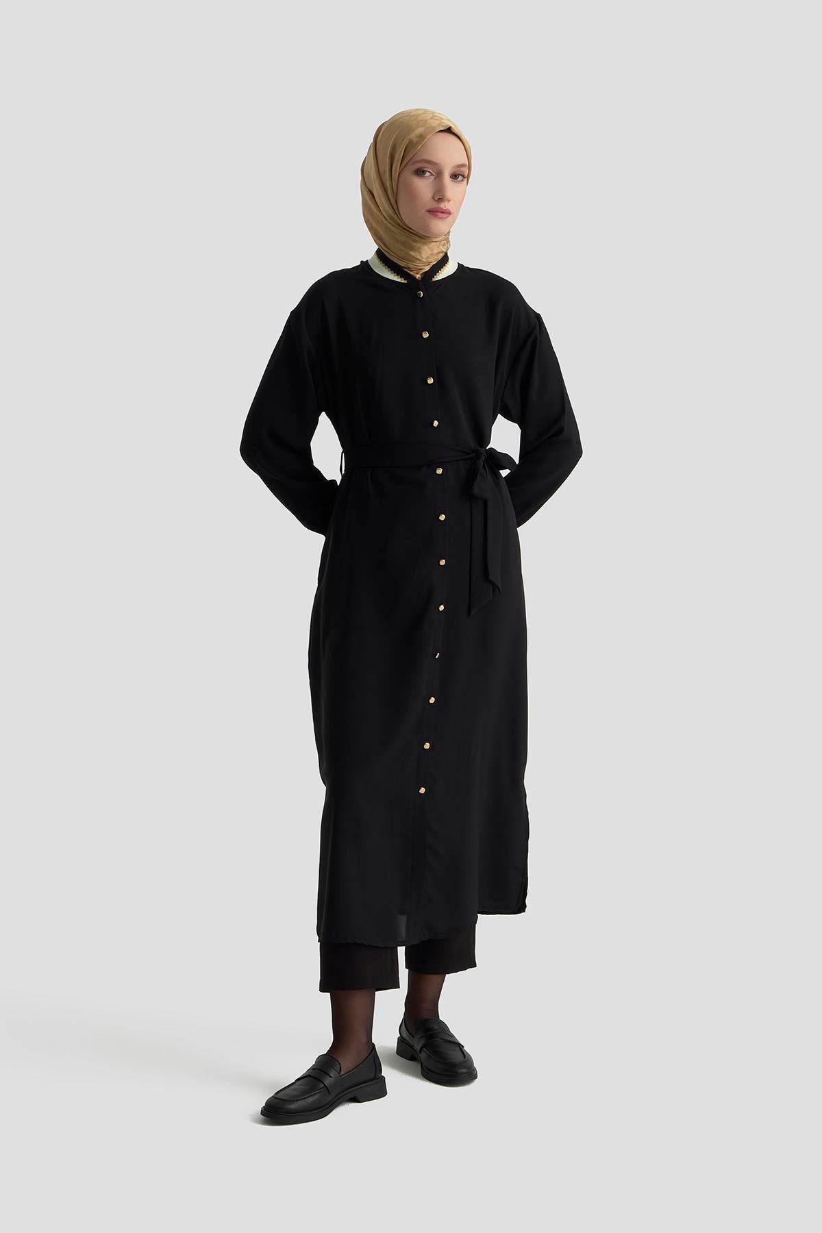 ARMİNE TREND Gold Düğmeli Kolları ve Yakası Ribanalı Beli Kuşaklı Tunik Siyah 25YT410