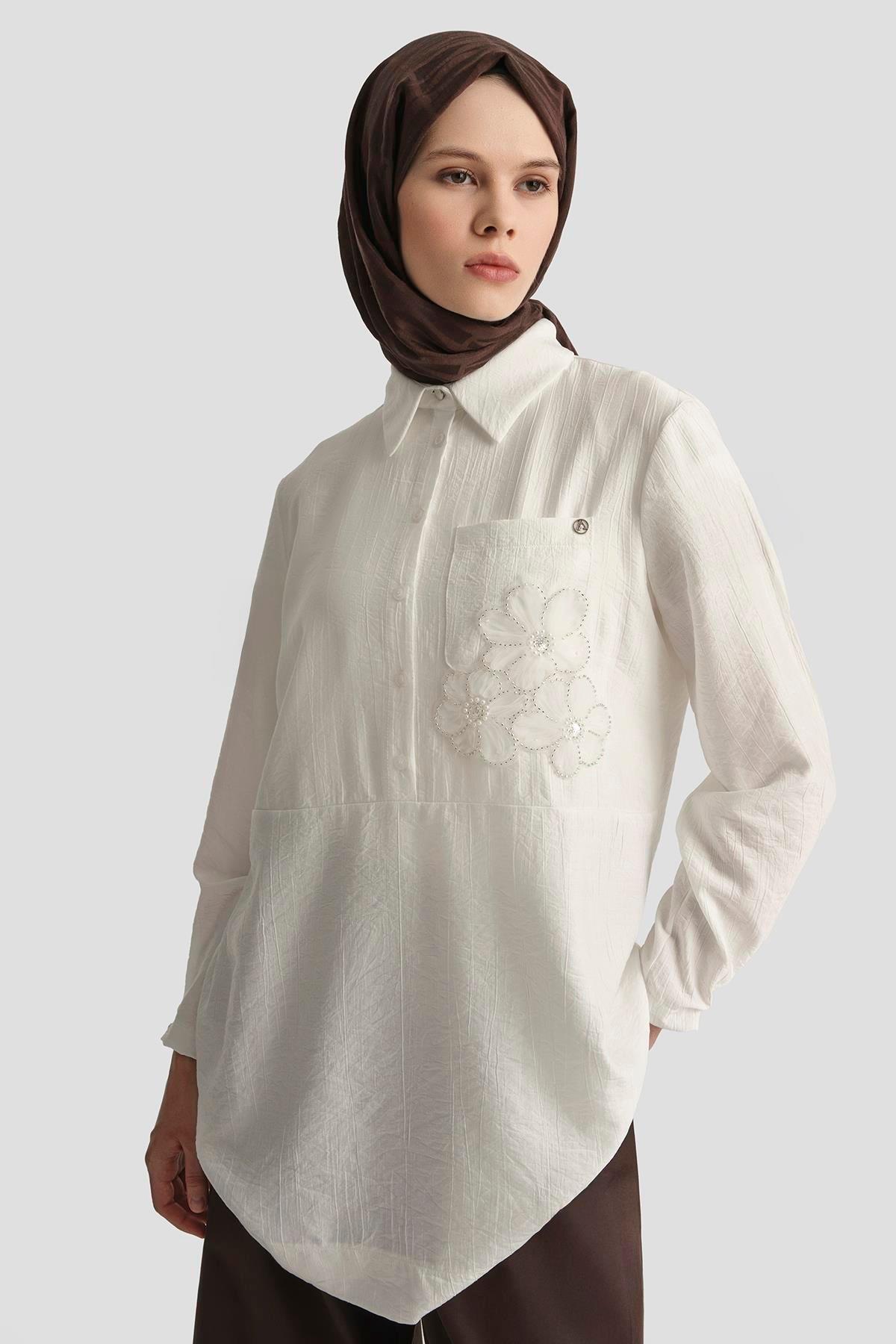 ARMİNE TREND Gömlek Yaka Çiçek Desenli Tunik-Ekru 25YT4150