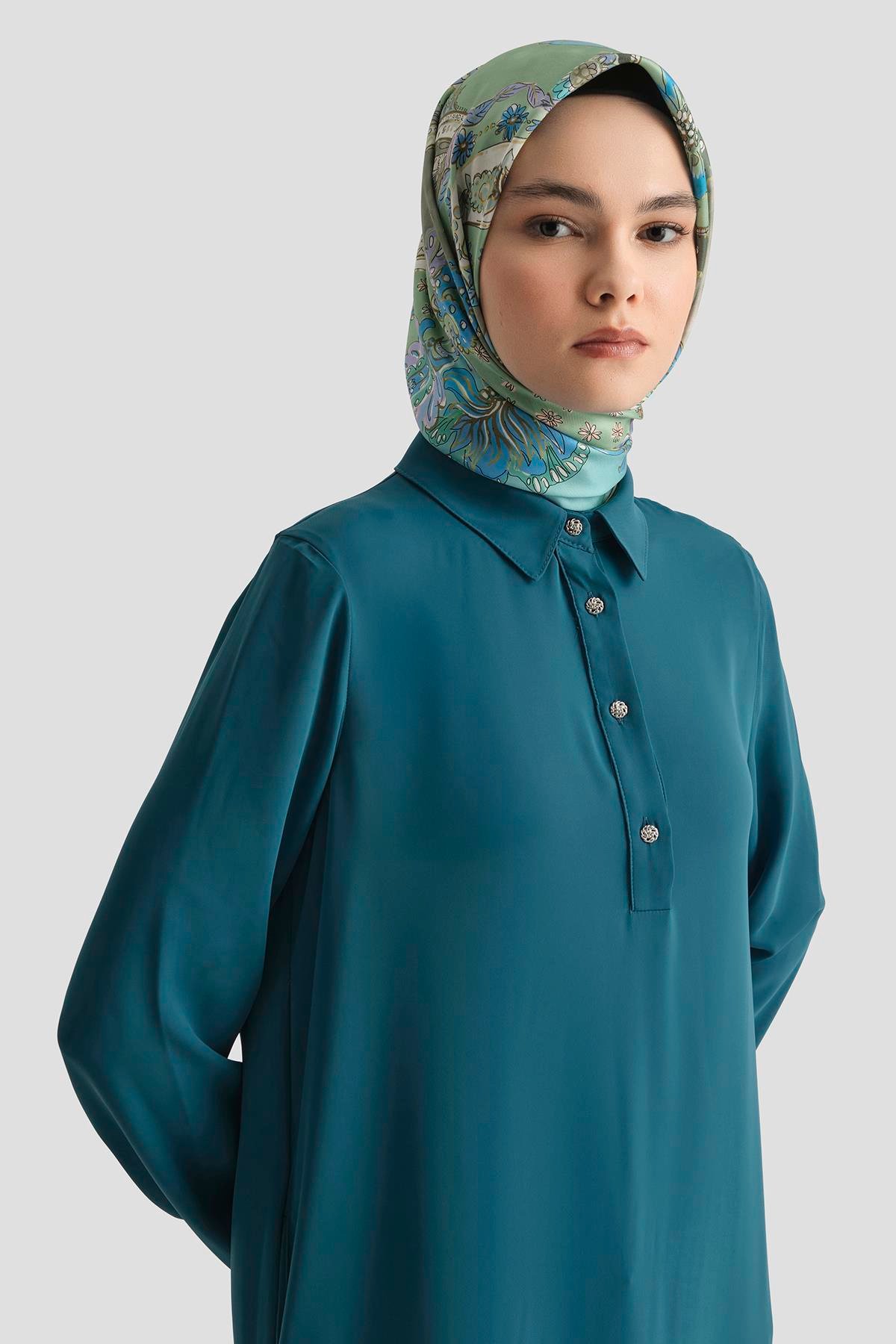 ARMİNE TREND Gömlek Yaka Yakası Düğmeli Tunik-Yeşil 25YT4149