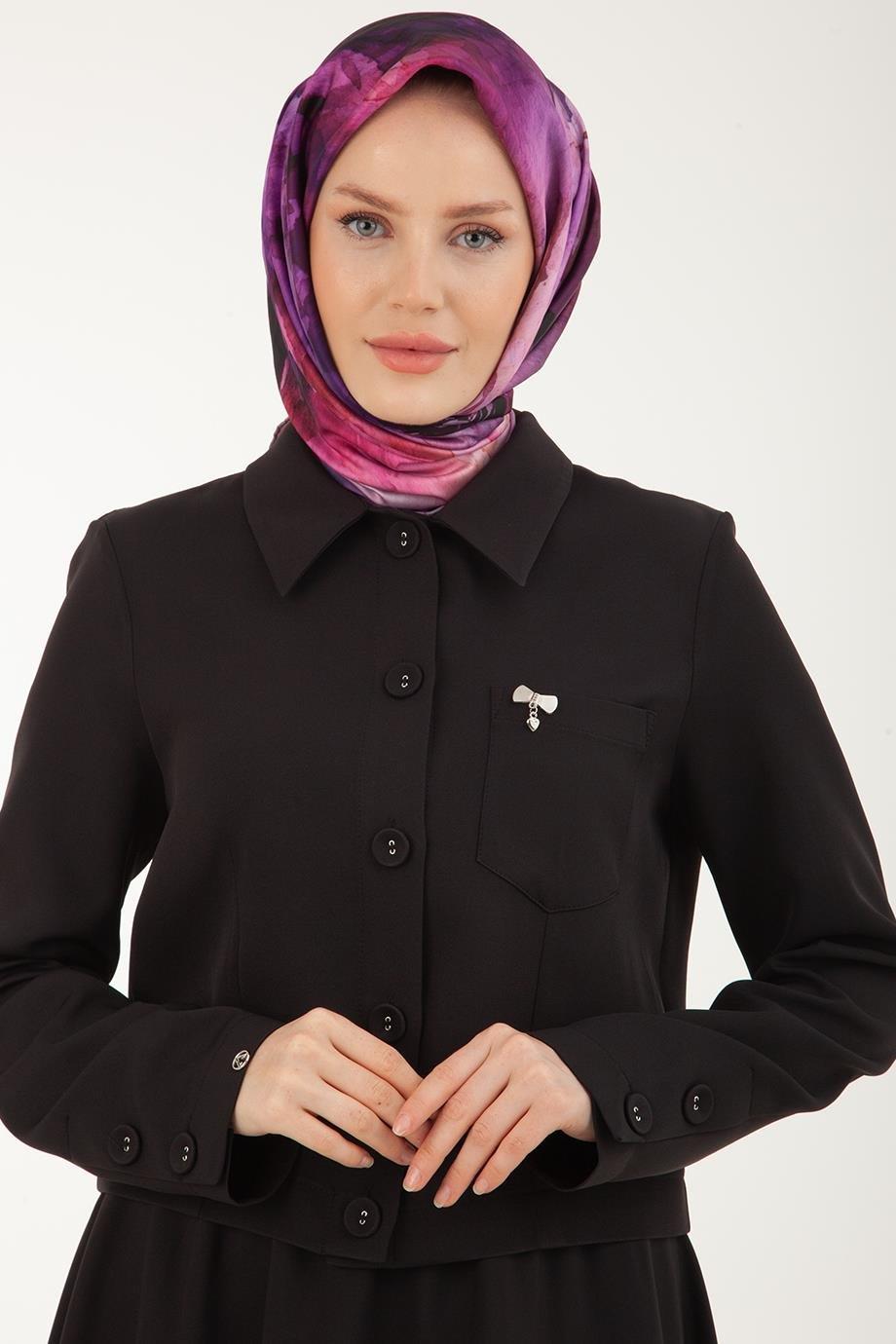 ARMİNE TREND Gömlek Yakalı Minimal Aksesuar Detaylı Ceketli İkili Takım-Siyah 23YT609