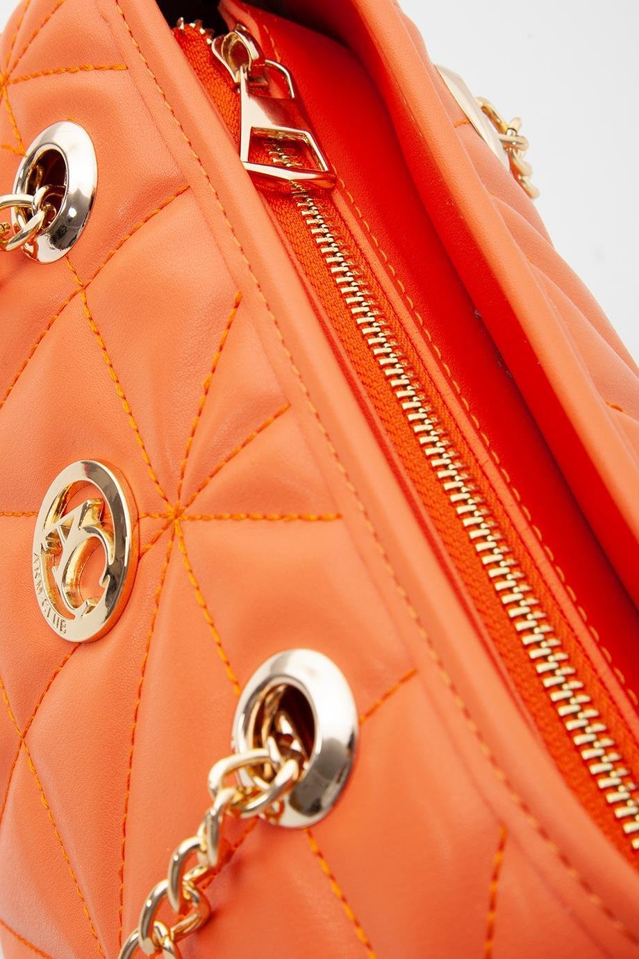 ARMİNE TREND Kapitone Detaylı Zincir Askılı Fermuarlı Çanta-Orange 23AC028