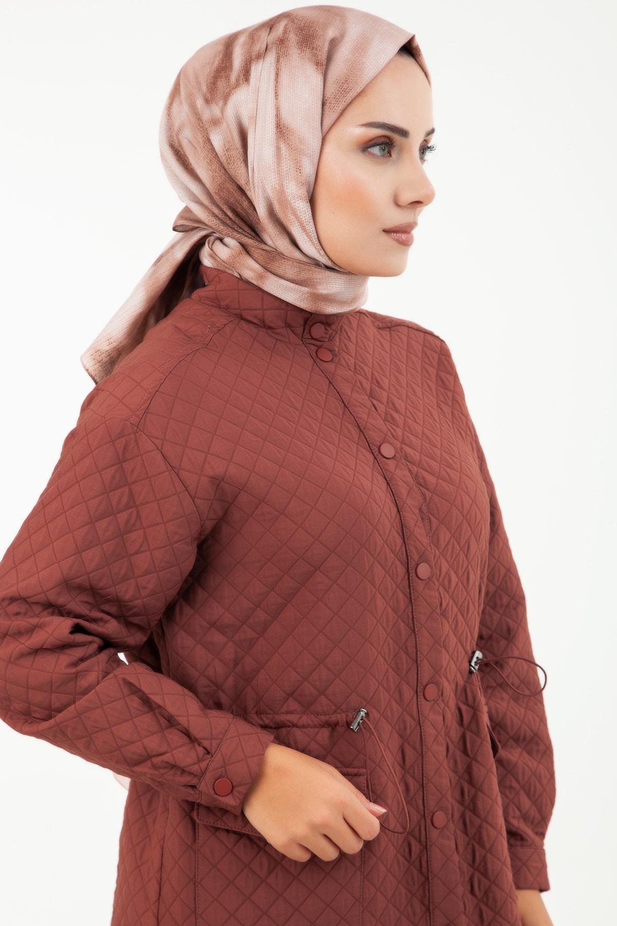 ARMİNE TREND Kapitone Kumaş Beli Büzgülü Ceket 23KT304-Bordo