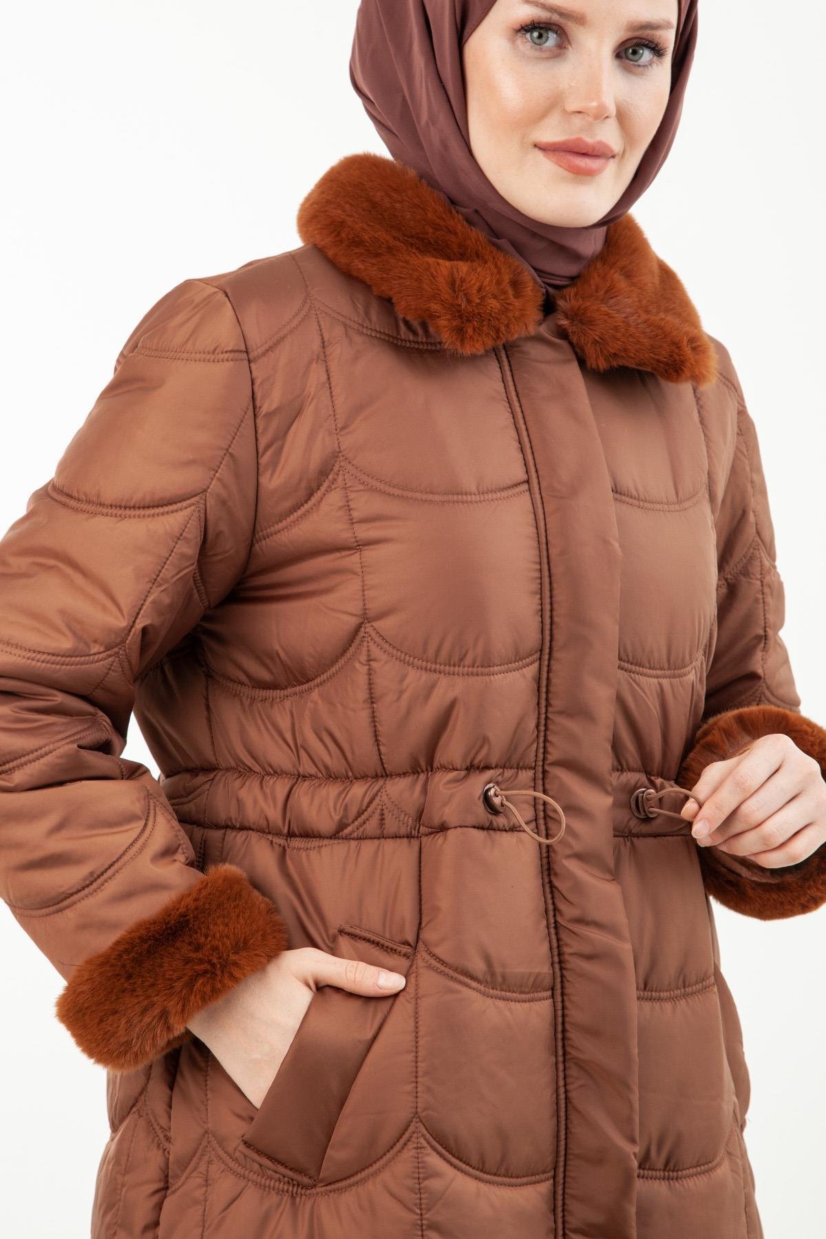 ARMİNE TREND Kapitone Önden Fermuarlu Kapüşonu Kürklü Mont-Taba 22KT712