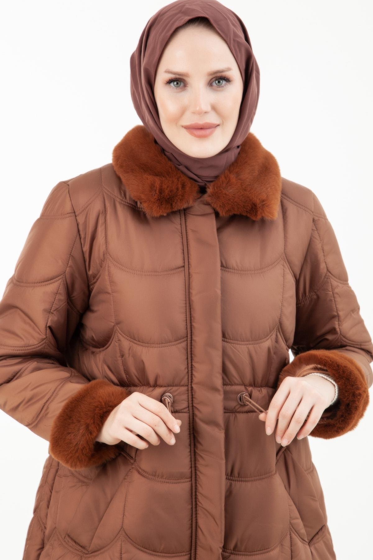 ARMİNE TREND Kapitone Önden Fermuarlu Kapüşonu Kürklü Mont-Taba 22KT712