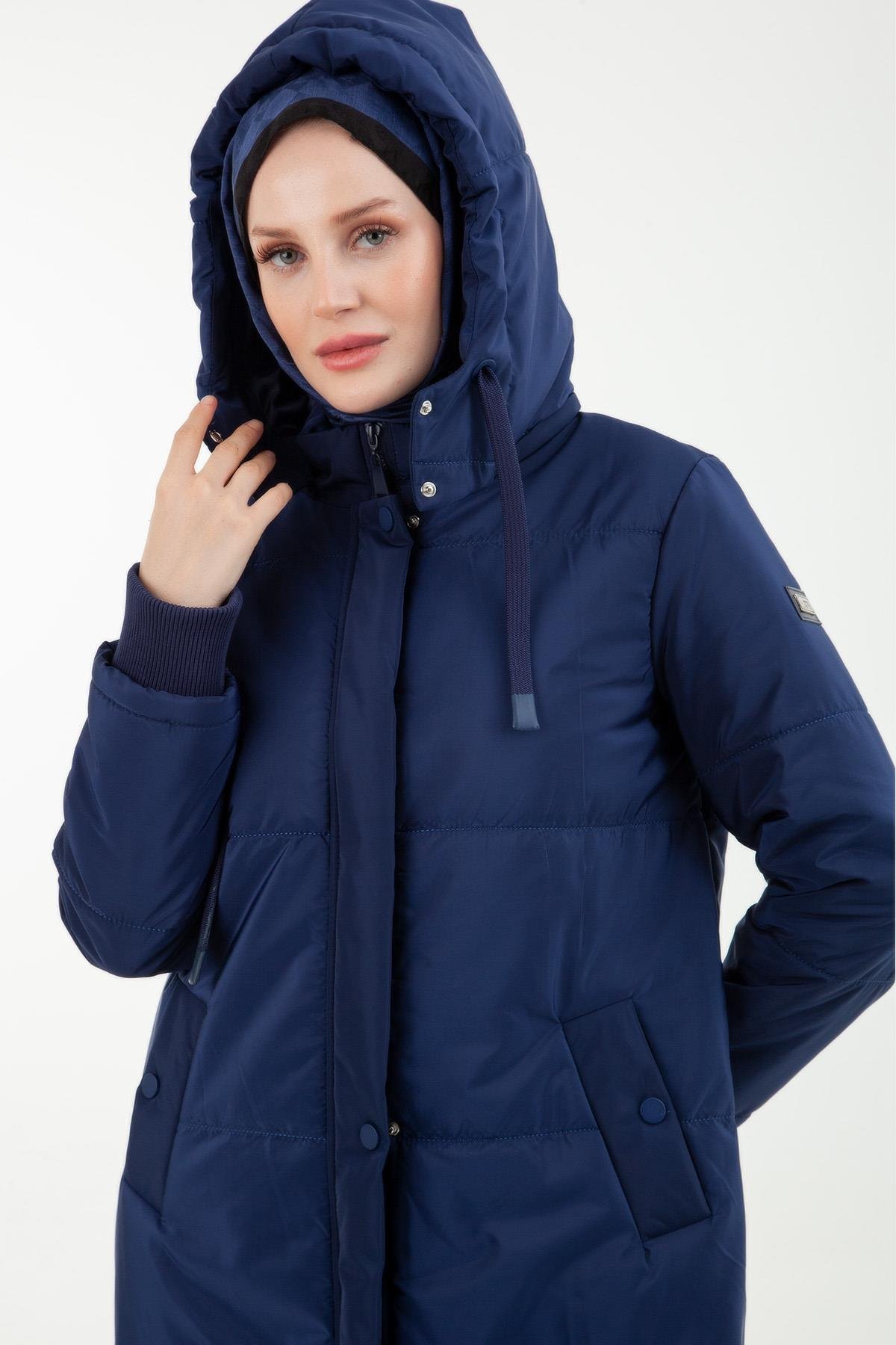 ARMİNE TREND Kapitone Seyyar Kapüşonlu Önden Cepli Fermuarlı Mont-Saks 23KT706