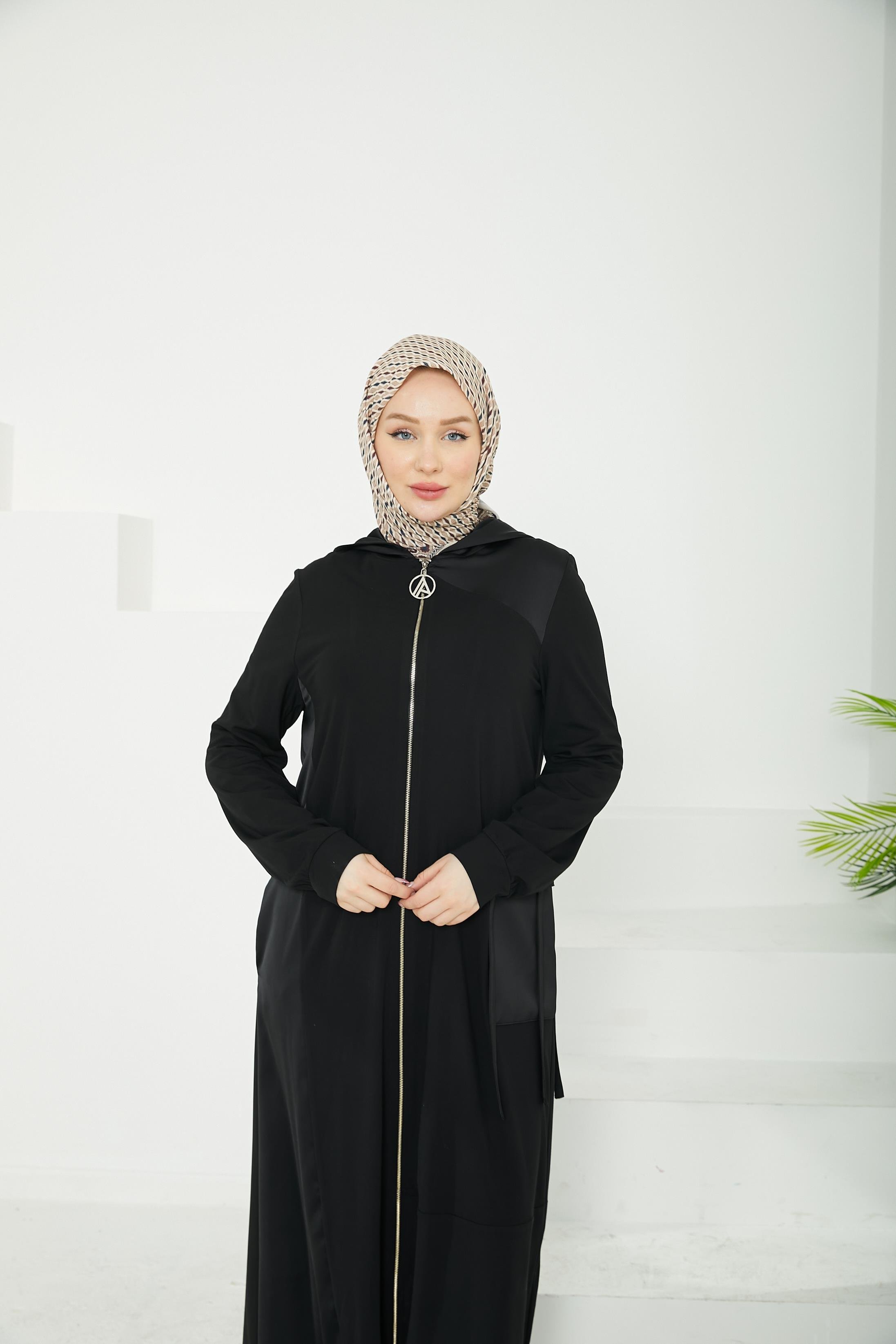 ARMİNE TREND Kapüşonlu Kolları Lastikli Boydan Fermuarlı Ferace-Siyah-25YT807