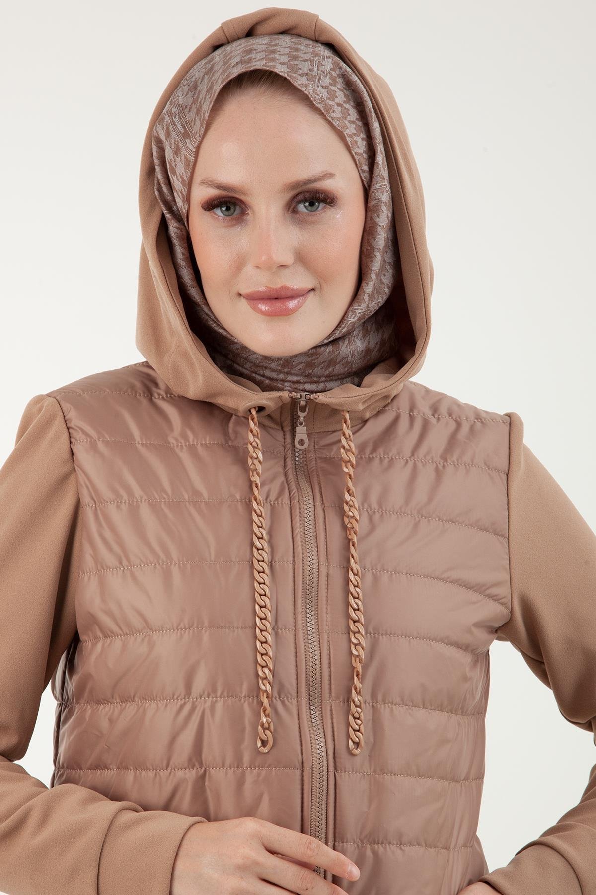 ARMİNE TREND Kapüşonlu Önden Fermuarlı Kapitone Kap-Camel 22KTZ512-9