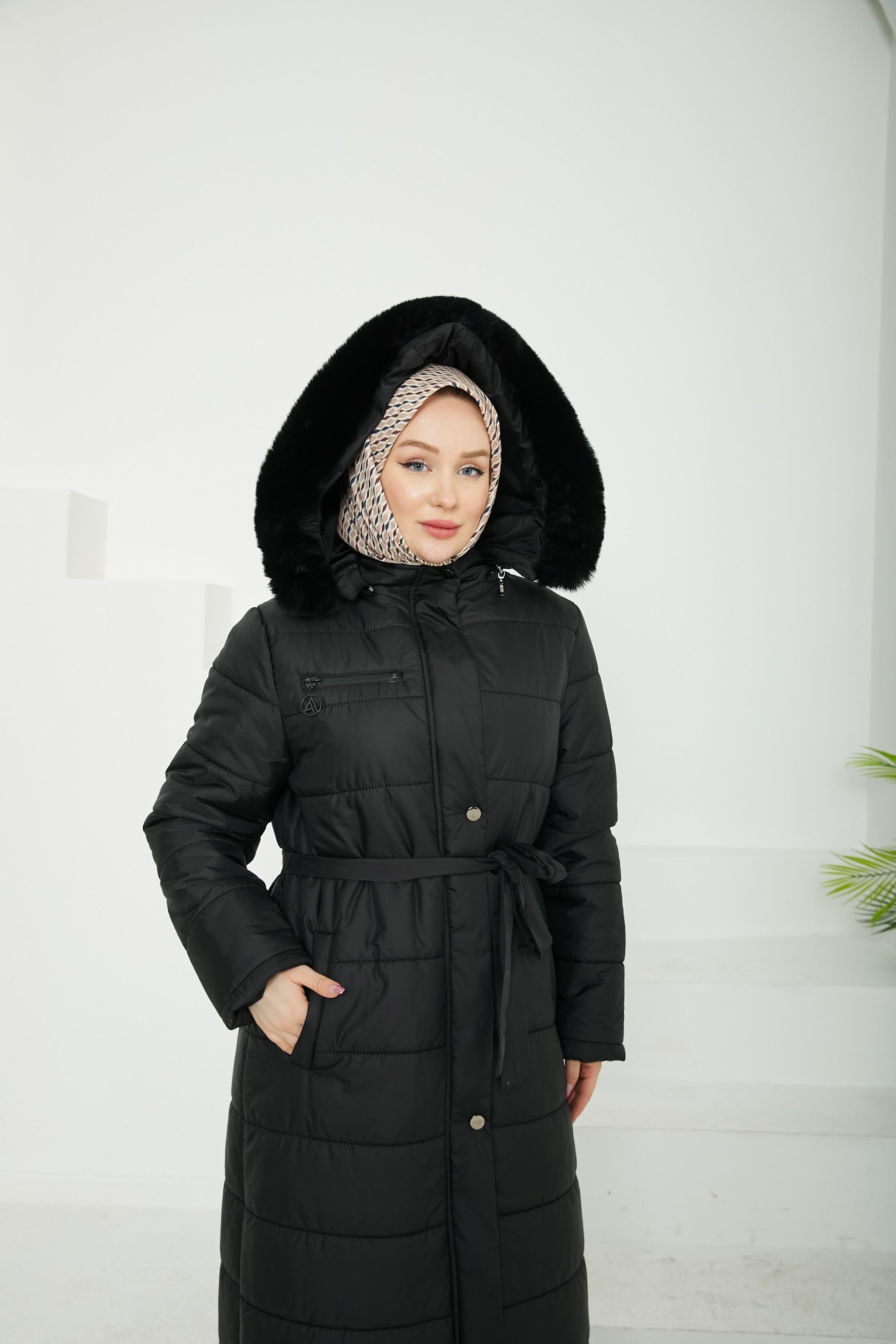 ARMİNE TREND Kapüşonu Kürk Detaylı Kap-Siyah 24KTD741