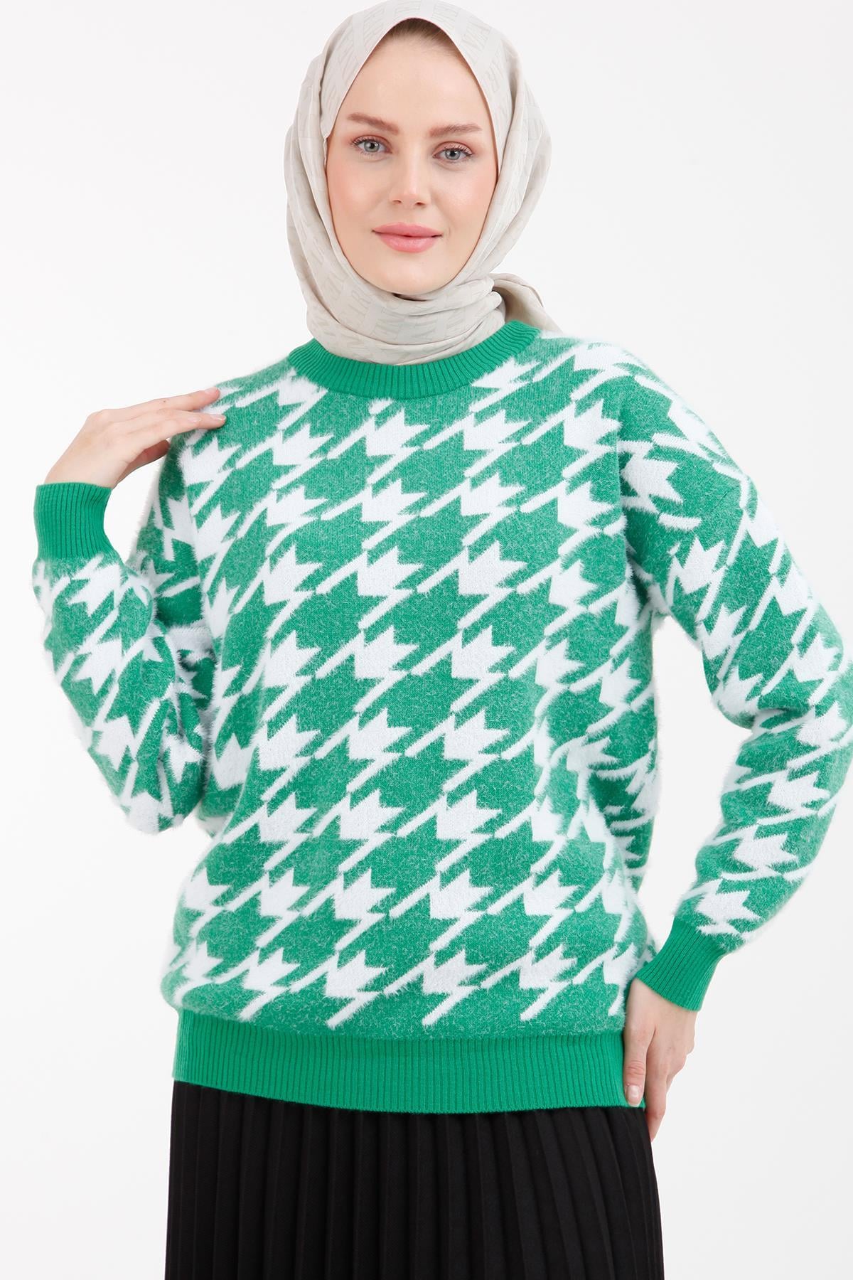 ARMİNE TREND Kaz Ayağı Desenli Kolu Yakası ve Etek Ucu Ribanal Trikoı Bluz-Nefti 22KT421