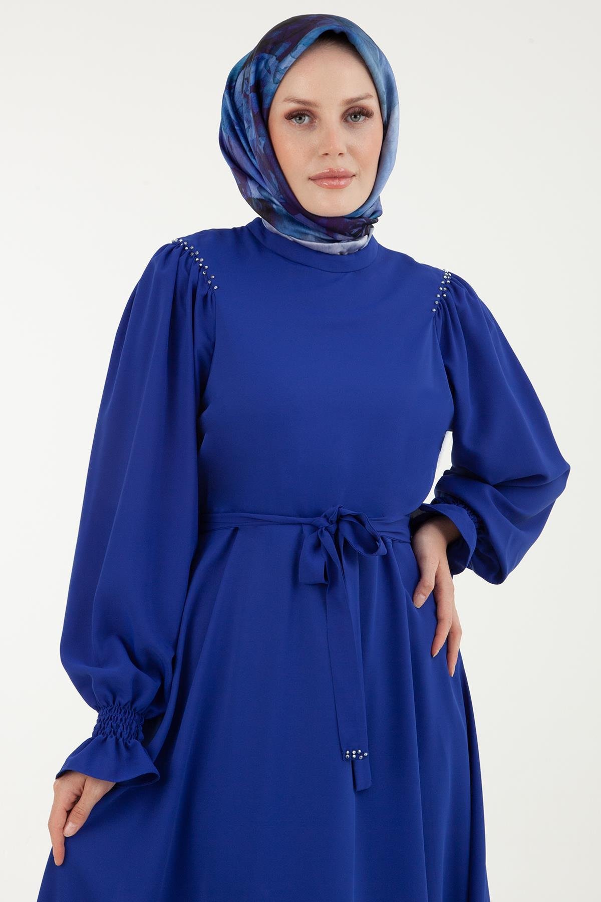 ARMİNE TREND Kolları Lastikli İçi Astarlı Arkadan Fermuarlı Elbise-Saks 23YT904