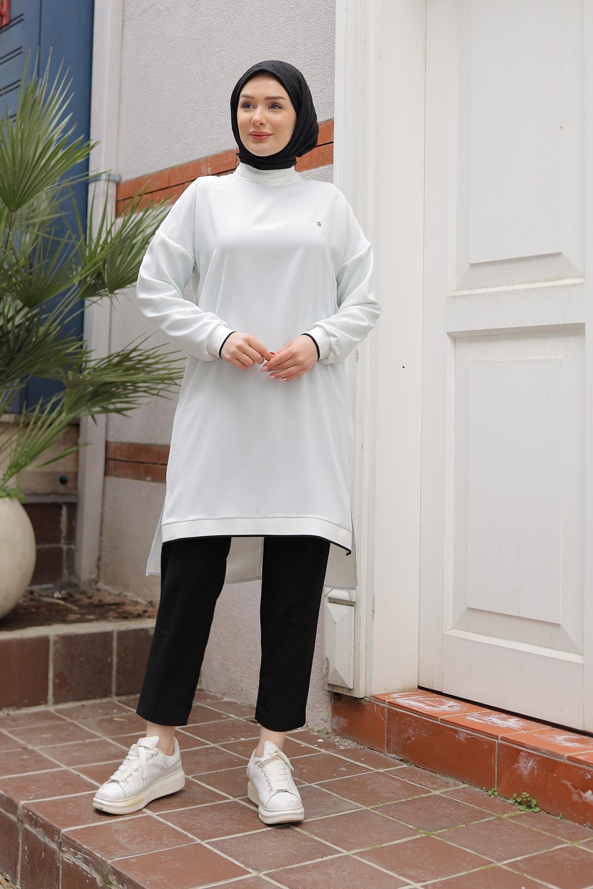 ARMİNE TREND Kolları Ribanalı Arkadan Uzatmalı Basic Tunik-Beyaz 25YT449