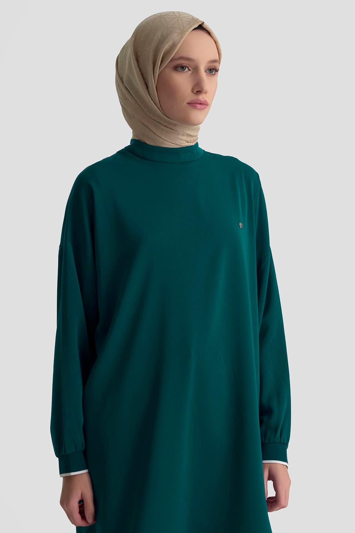 ARMİNE TREND Kolları Ribanalı Arkadan Uzatmalı Basic Tunik-Petrol 25YT449