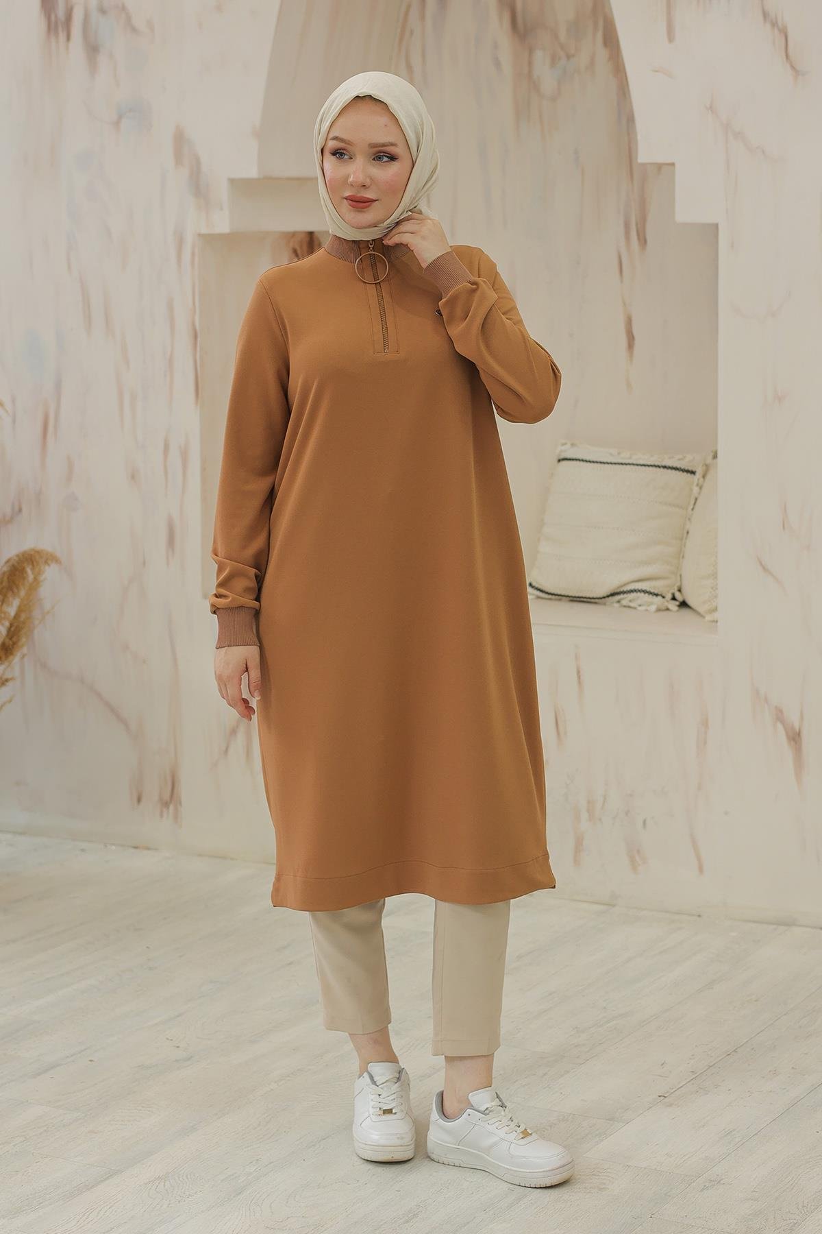 ARMİNE TREND Kolları Ribanalı Yarım Fermuarlı Tunik Camel 24KT436