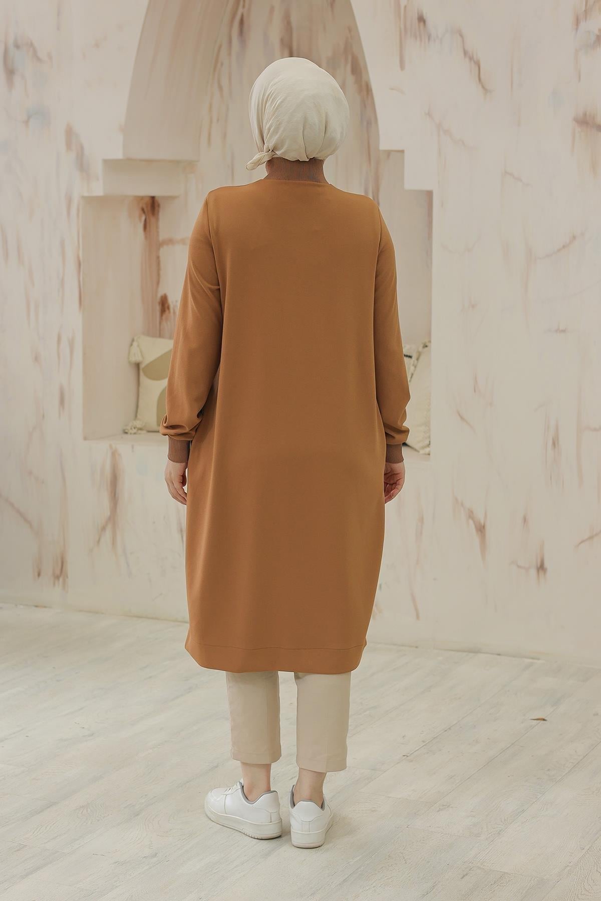 ARMİNE TREND Kolları Ribanalı Yarım Fermuarlı Tunik Camel 24KT436