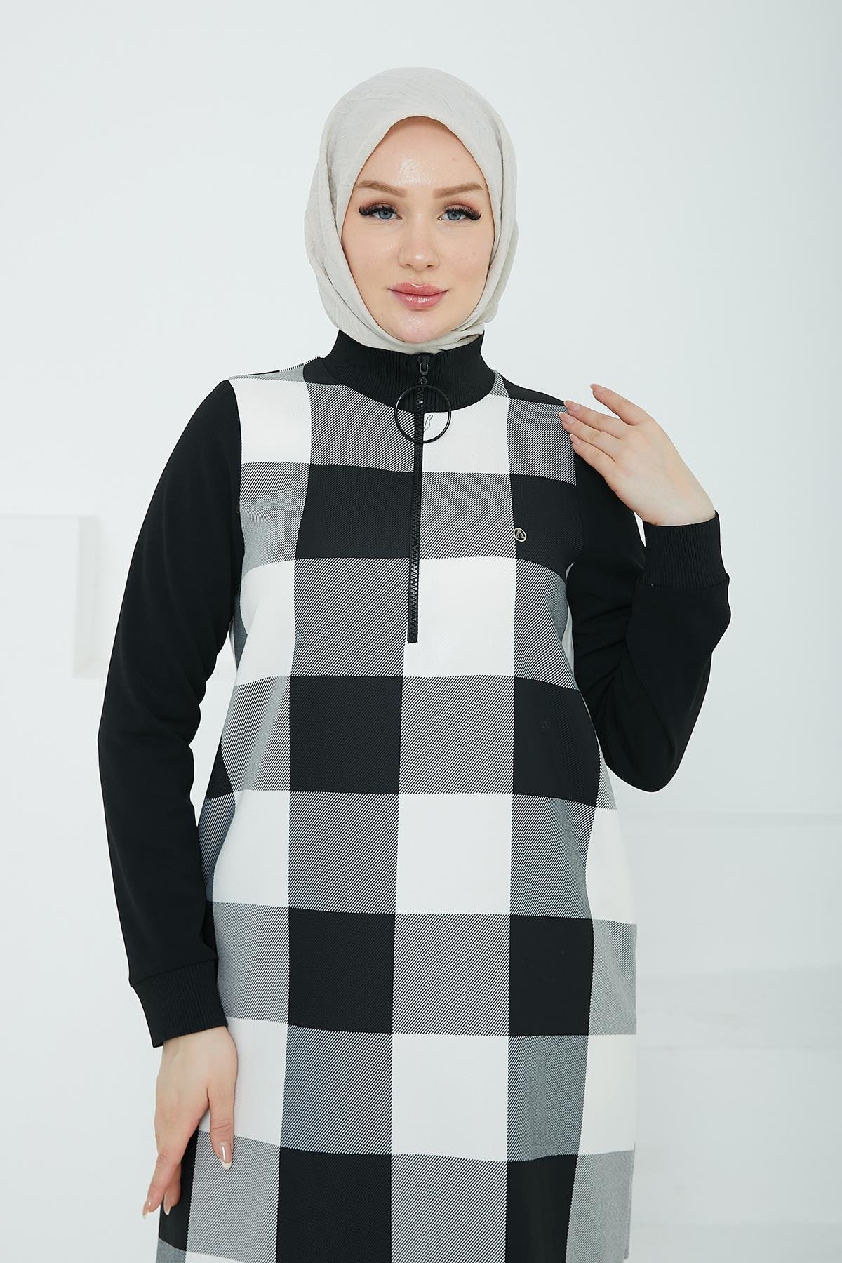 ARMİNE TREND Kolları ve Yakası Ribanalı Yarım Fermuarlı Tunik-Siyah - Beyaz 24KT482
