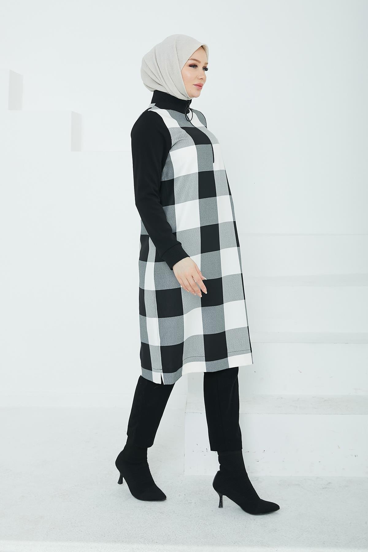 ARMİNE TREND Kolları ve Yakası Ribanalı Yarım Fermuarlı Tunik-Siyah - Beyaz 24KT482